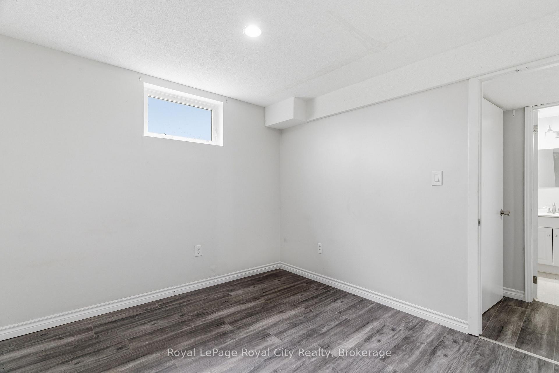 11 Sagewood Place