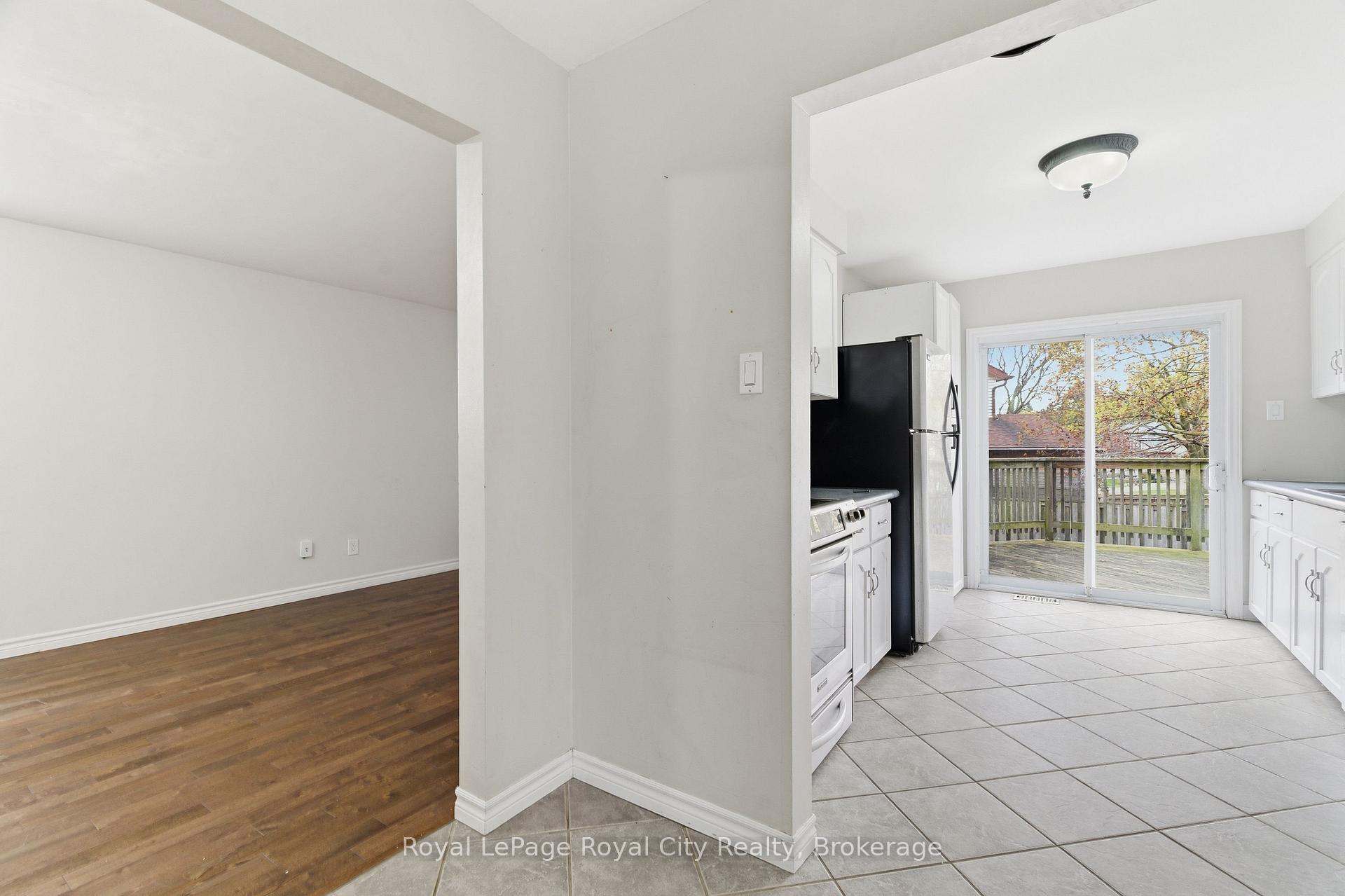 11 Sagewood Place