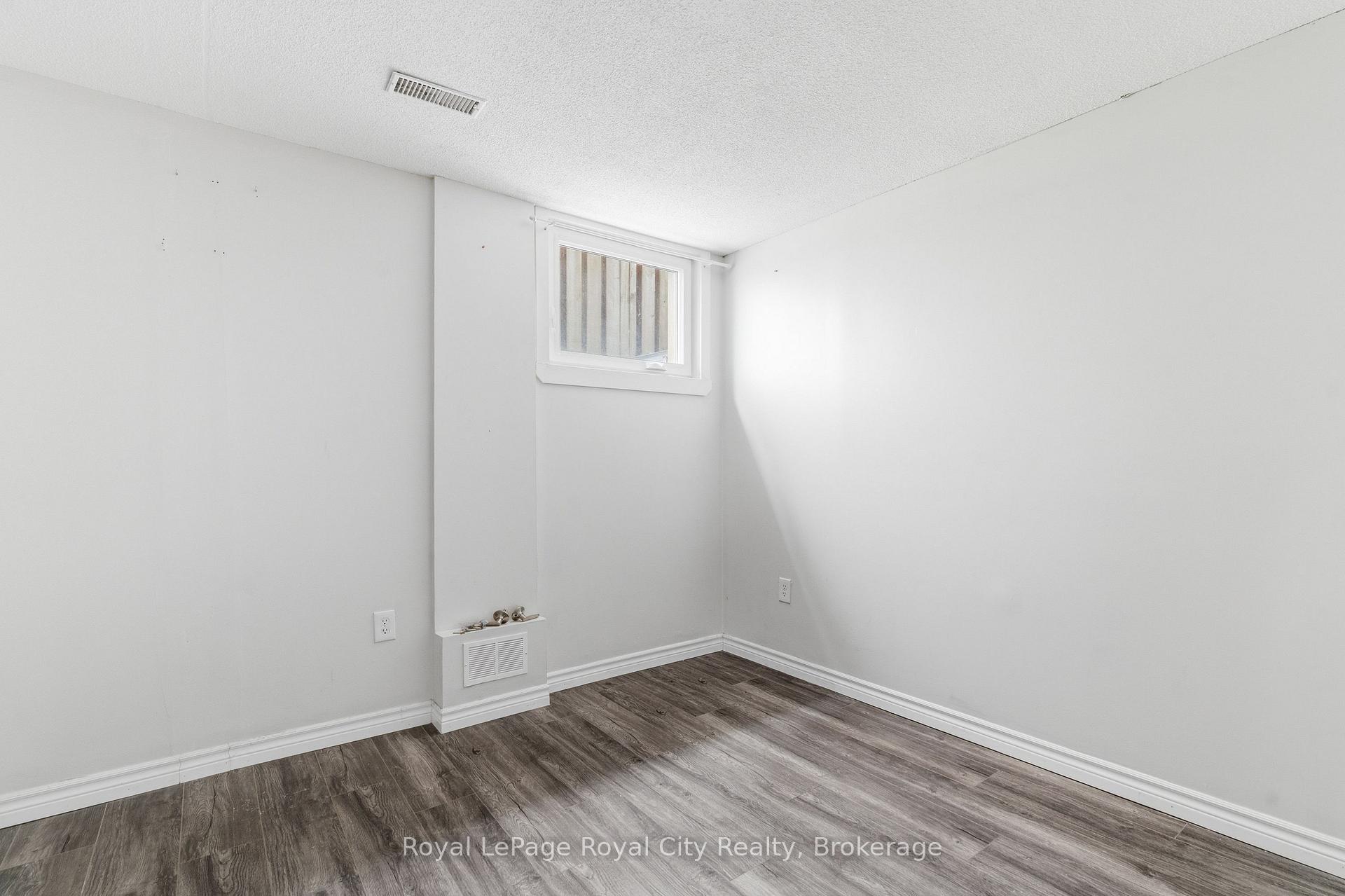 11 Sagewood Place