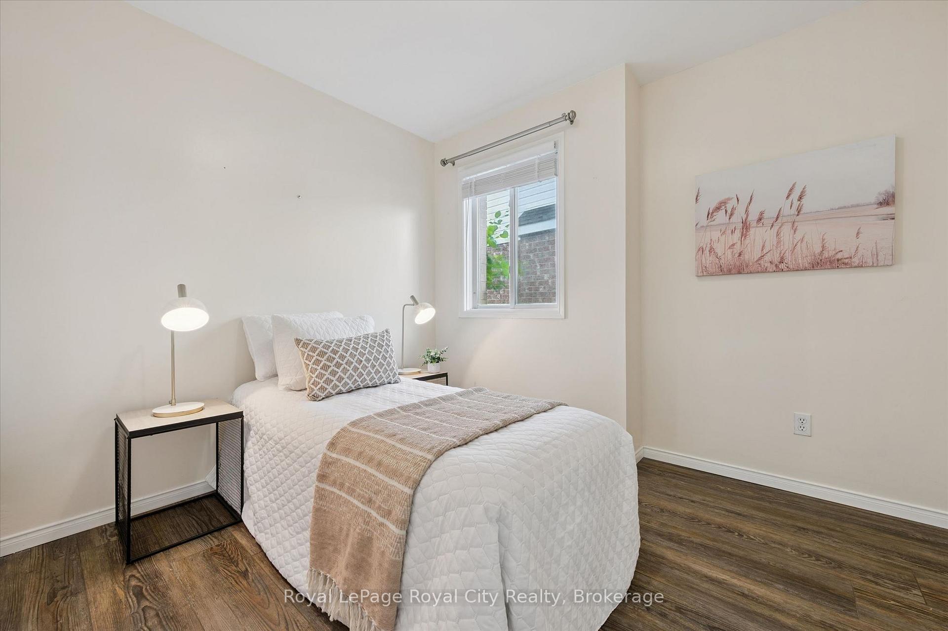 73 Waxwing Crescent
