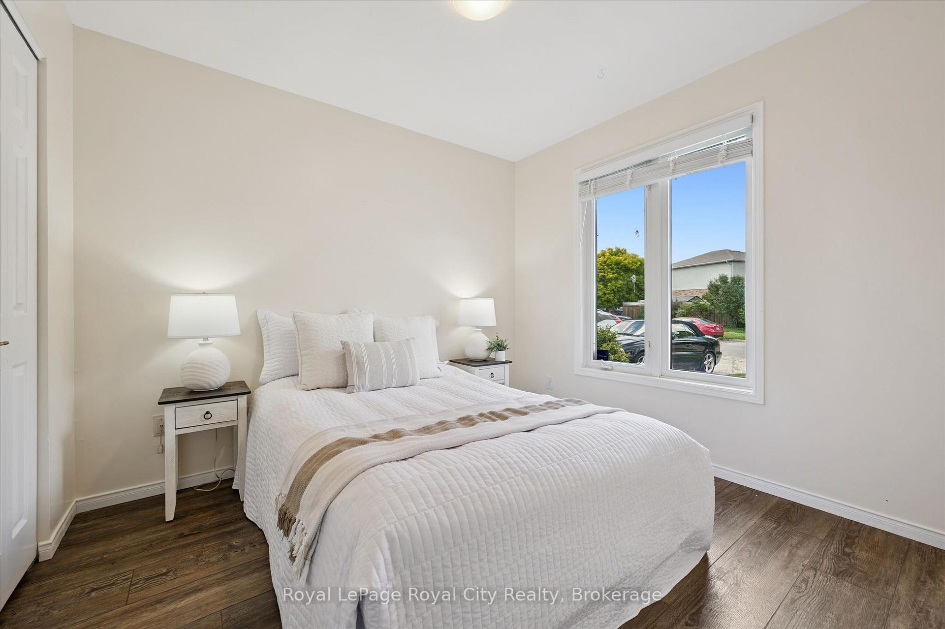 73 Waxwing Crescent