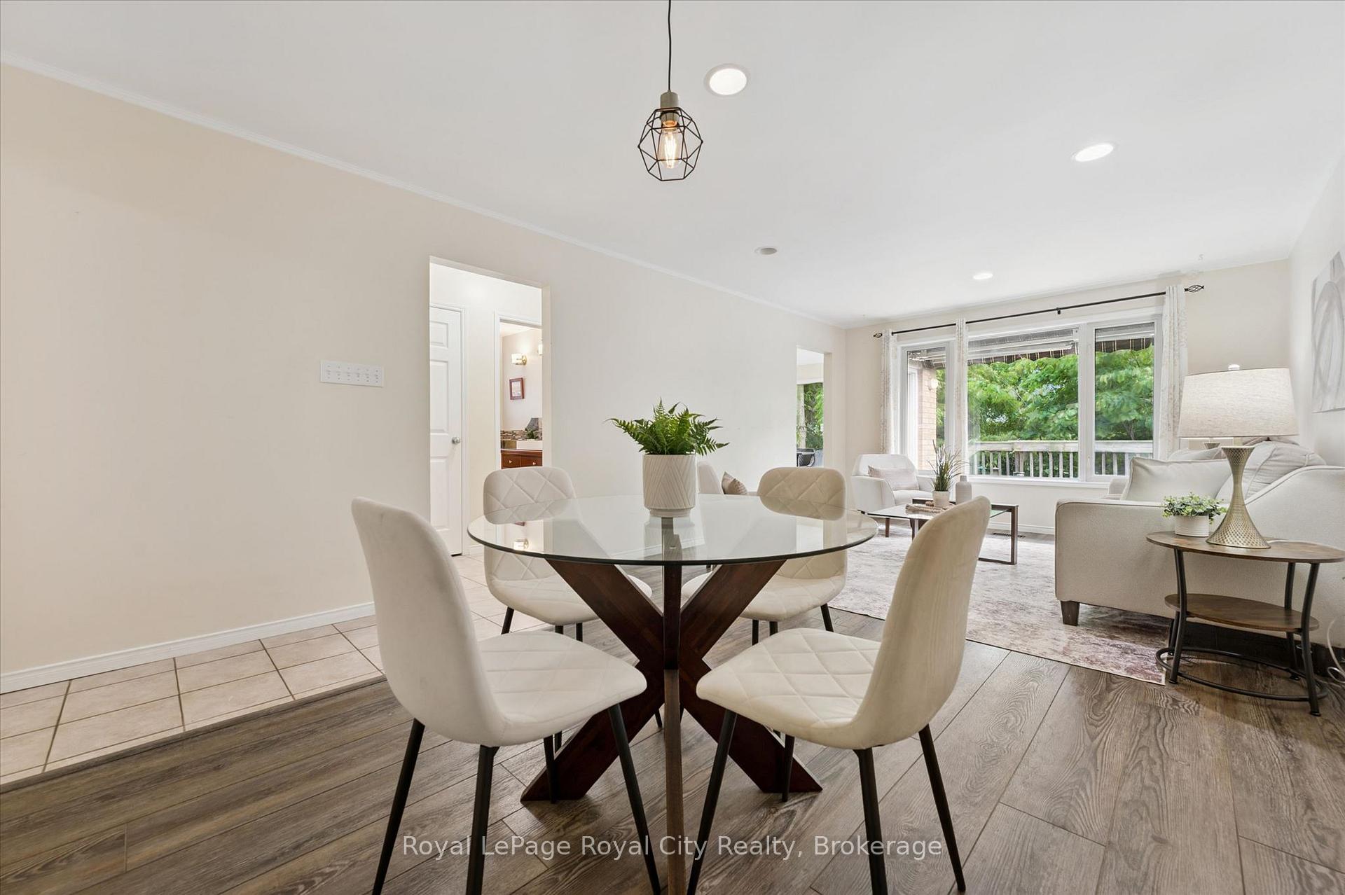 73 Waxwing Crescent