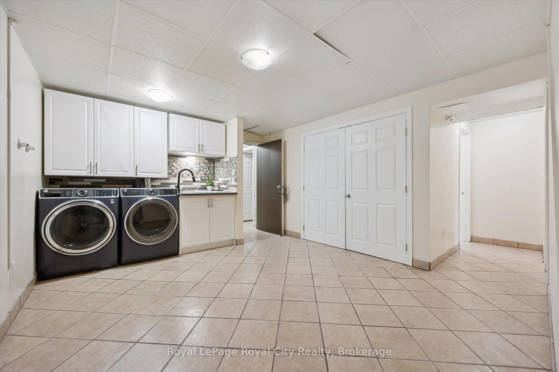 73 Waxwing Crescent