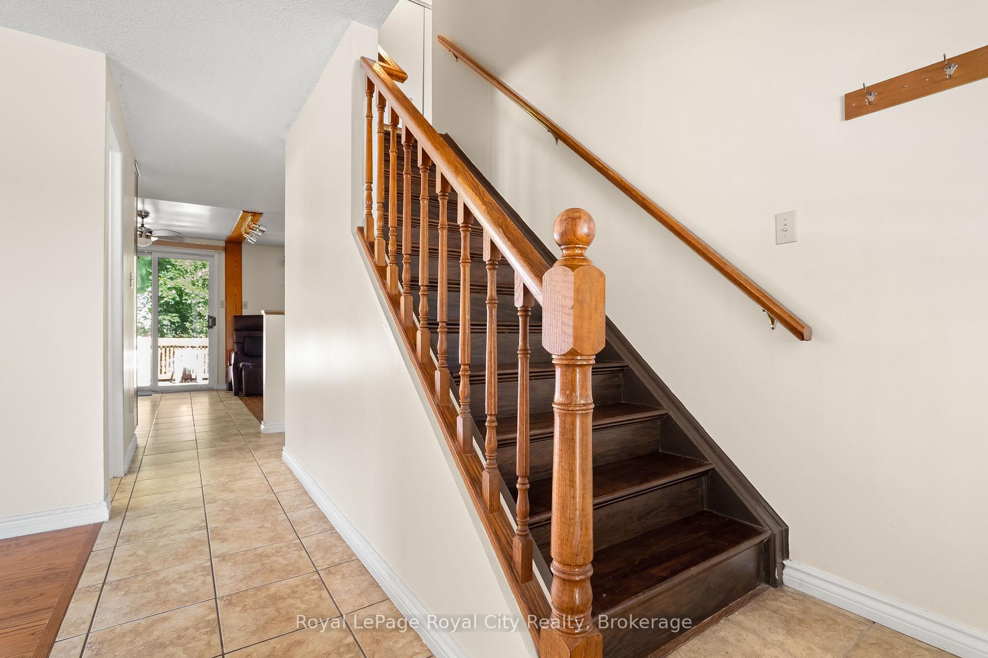 121 Imperial Road N