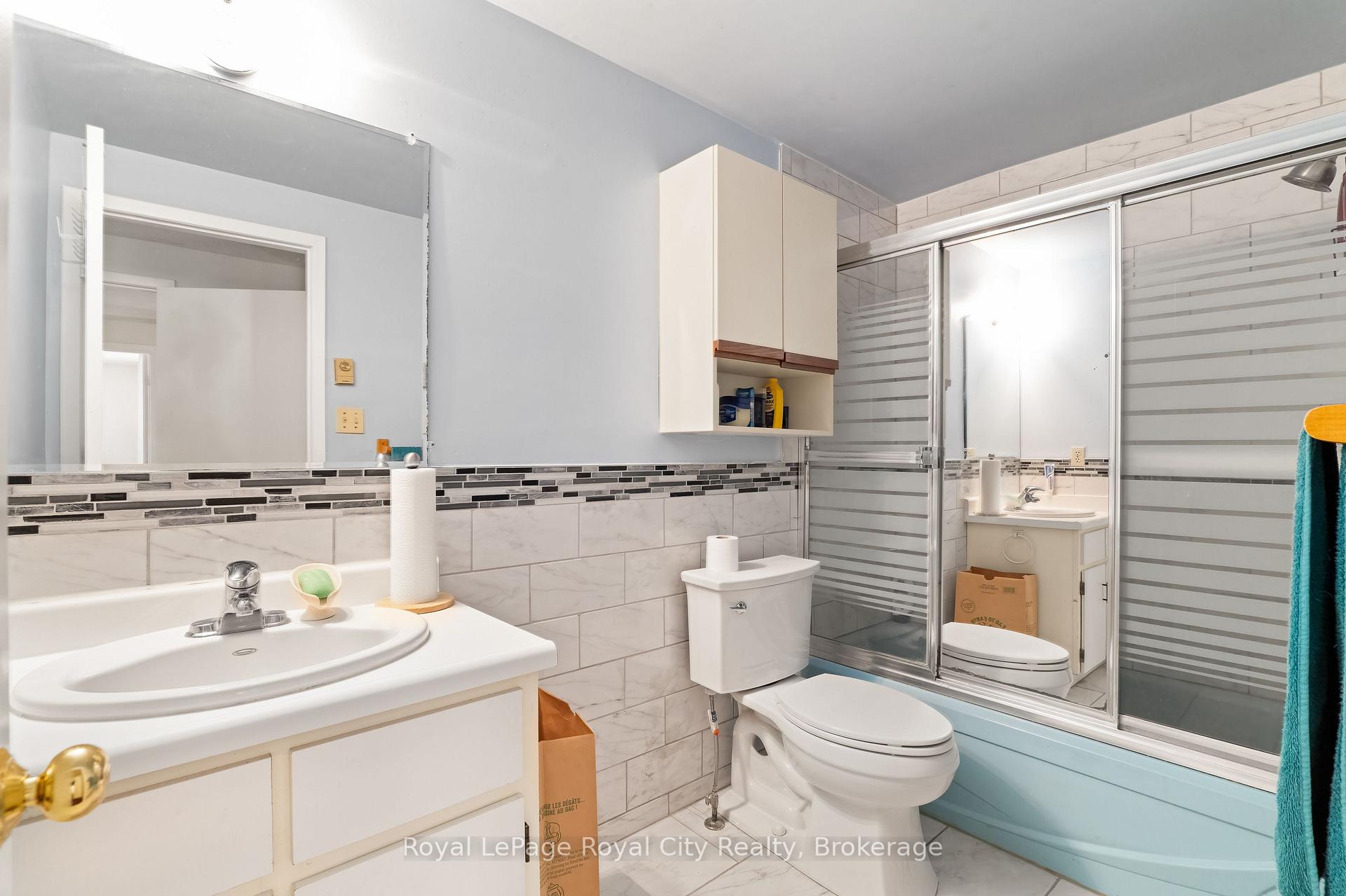 121 Imperial Road N