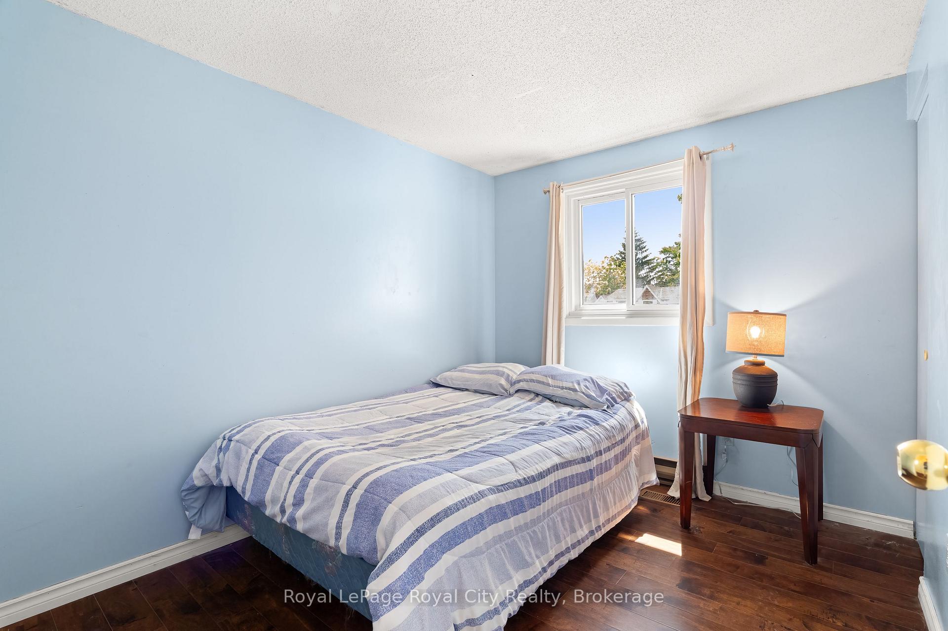 121 Imperial Road N