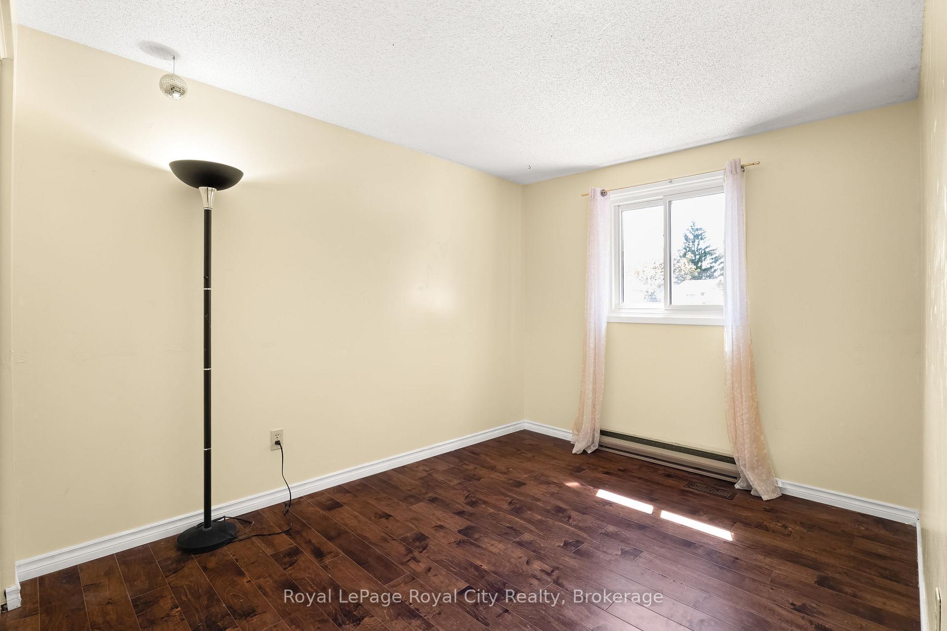 121 Imperial Road N