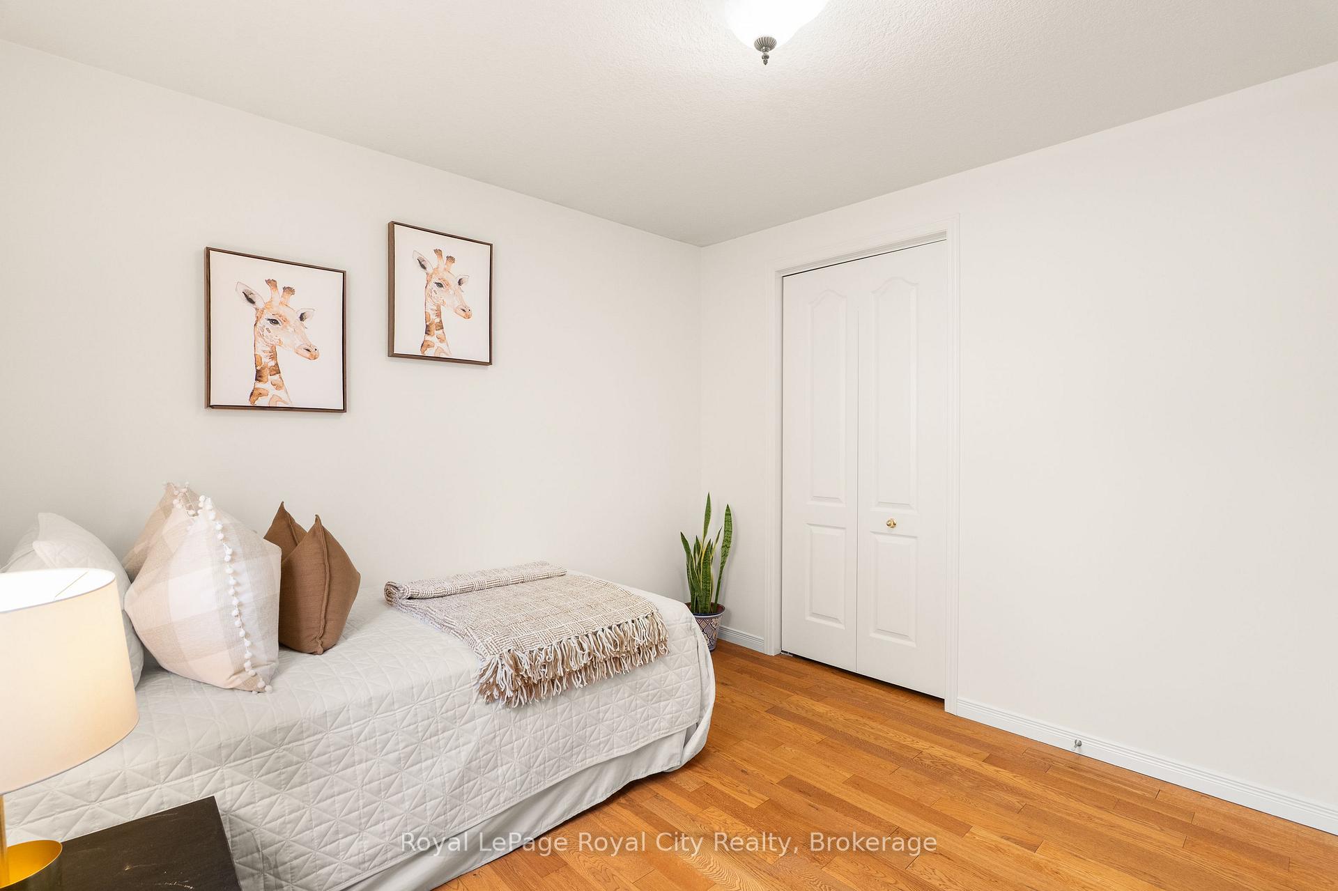 131 Swift Crescent