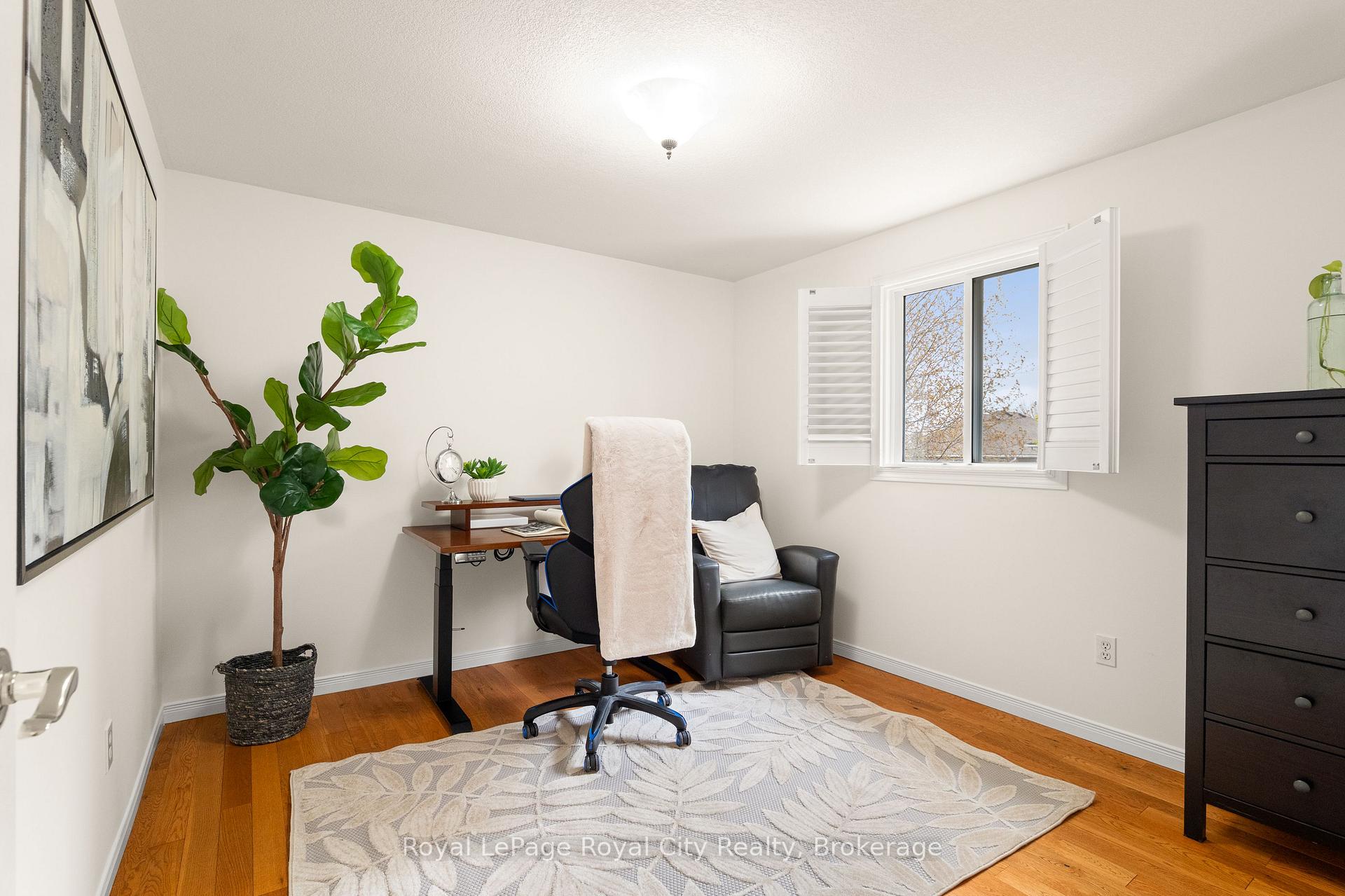 131 Swift Crescent
