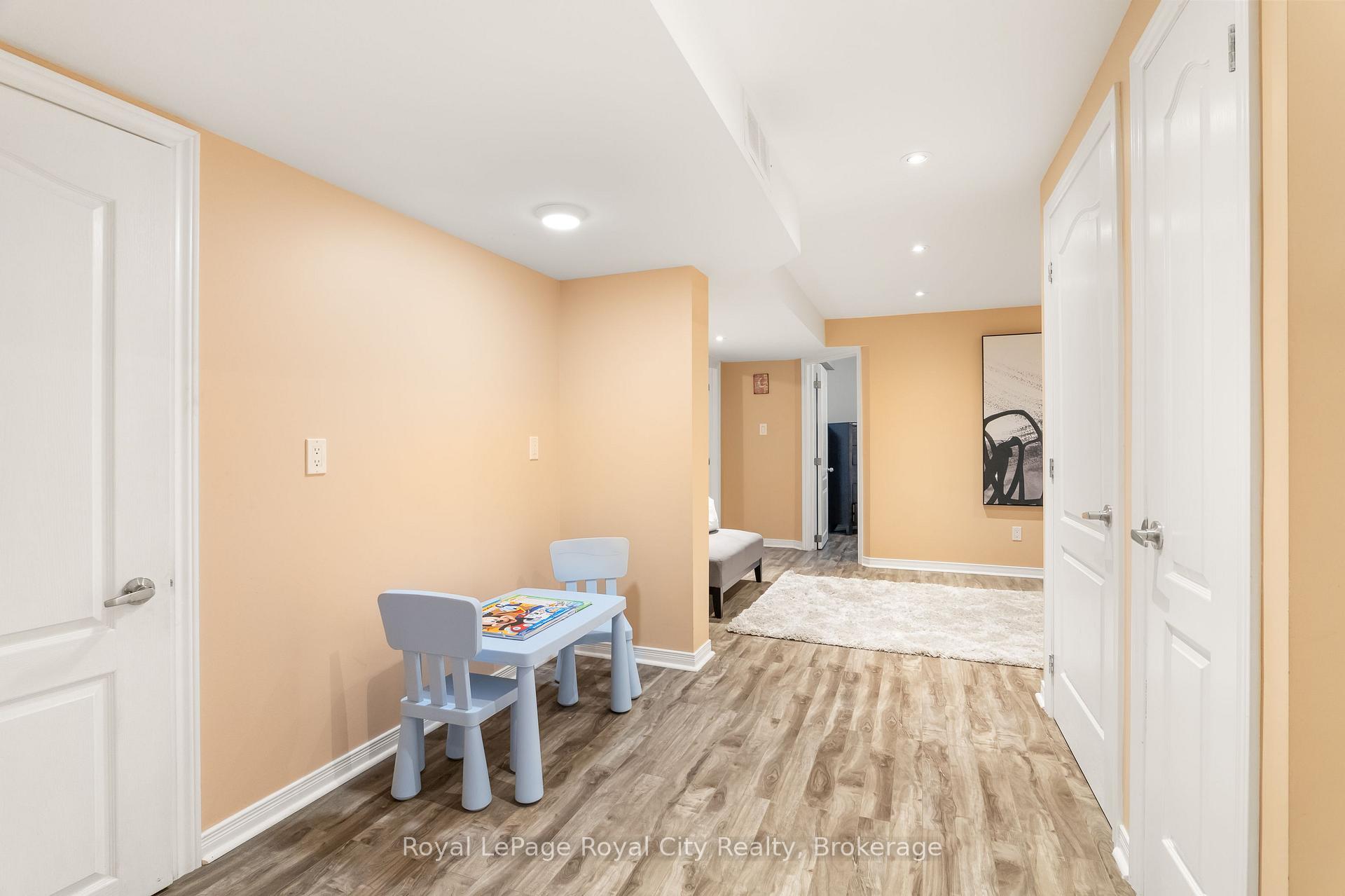 131 Swift Crescent