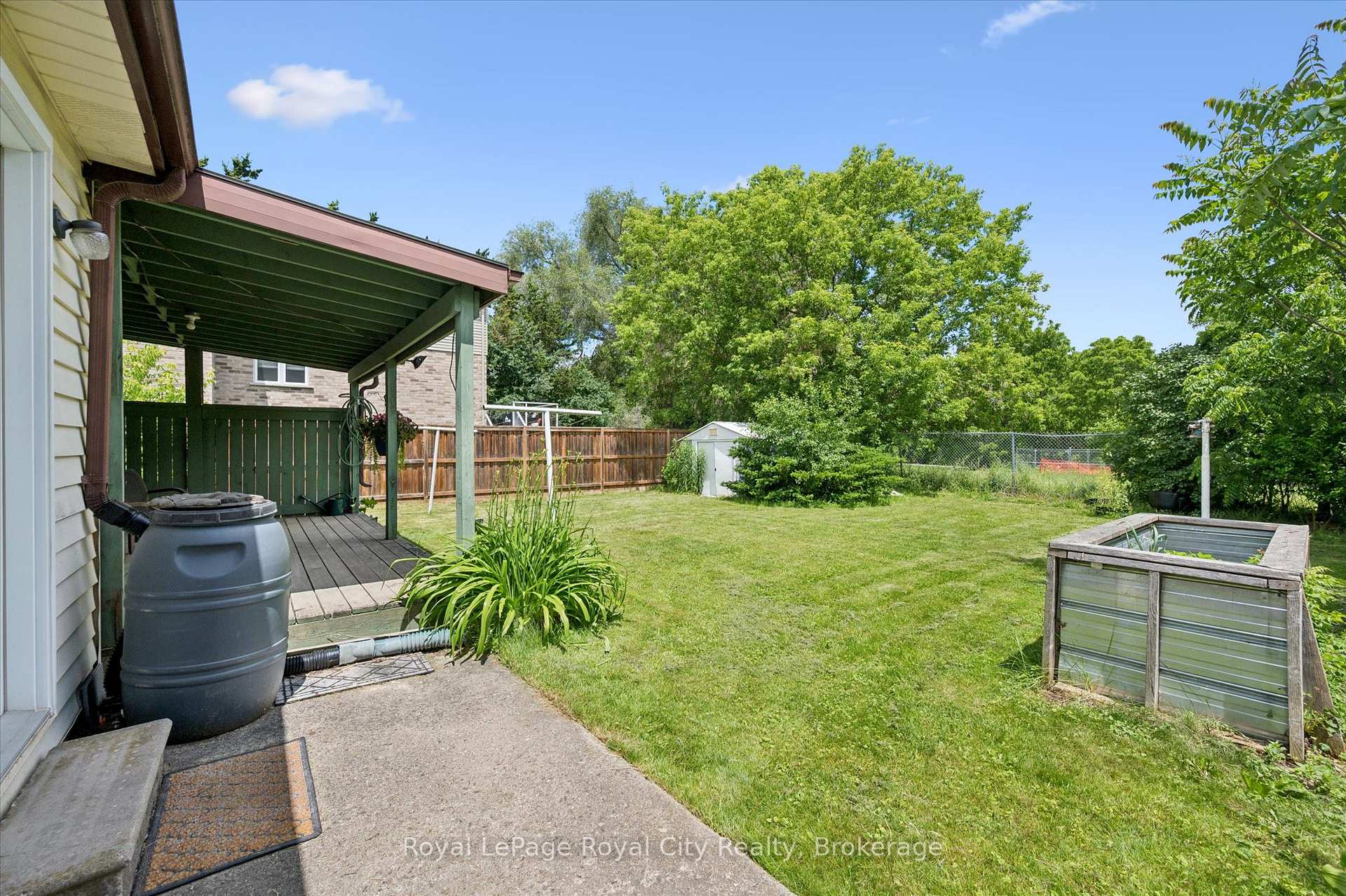 10 Macville Avenue