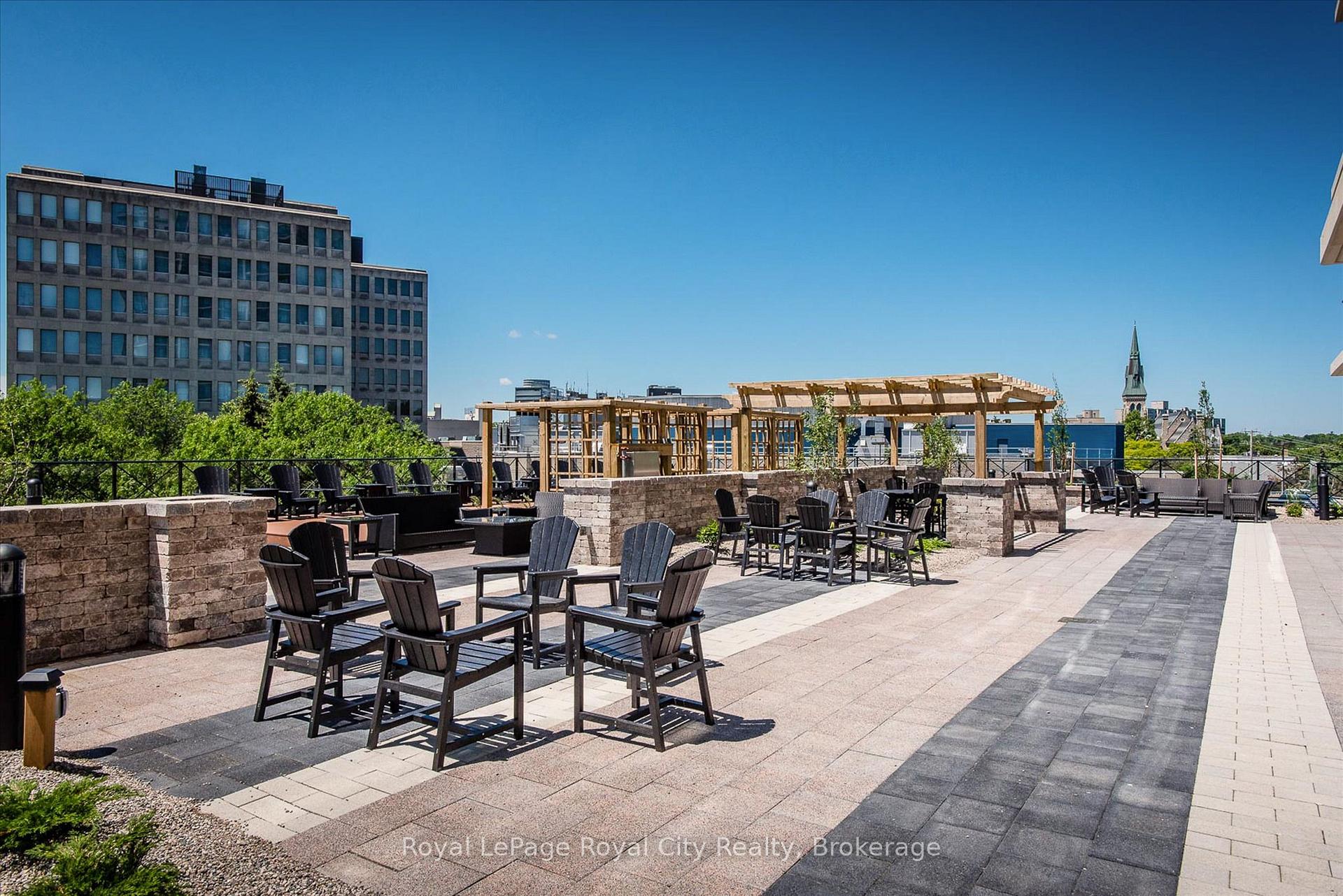 160 Macdonell Street 1108