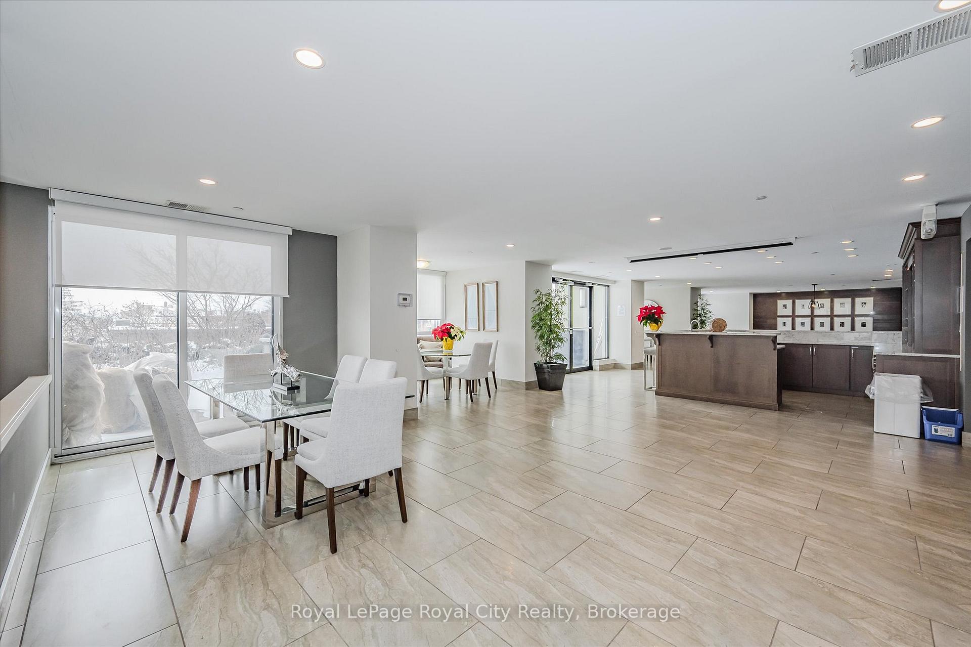 160 Macdonell Street 1108
