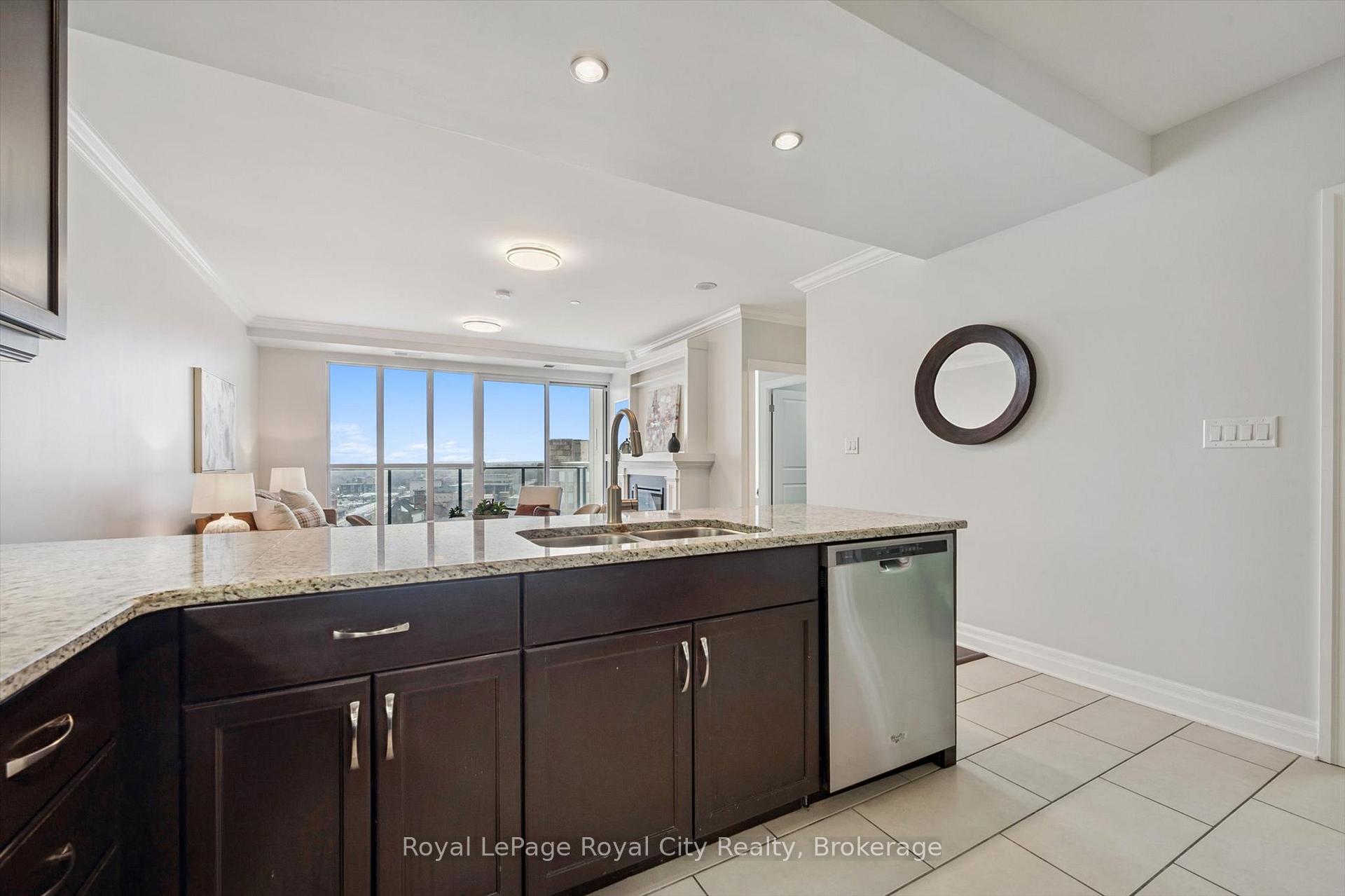 160 Macdonell Street 1108