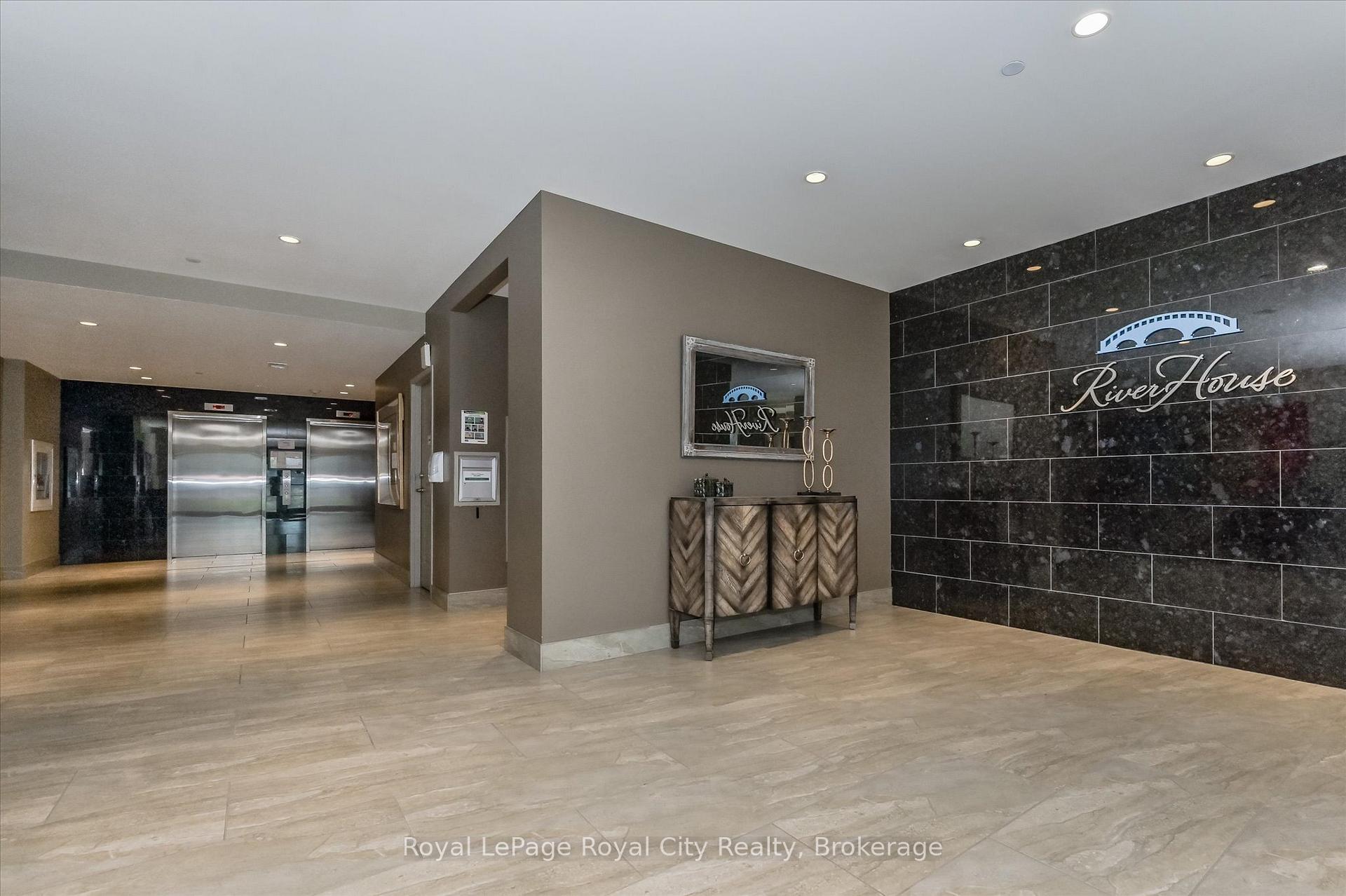 160 Macdonell Street 1108