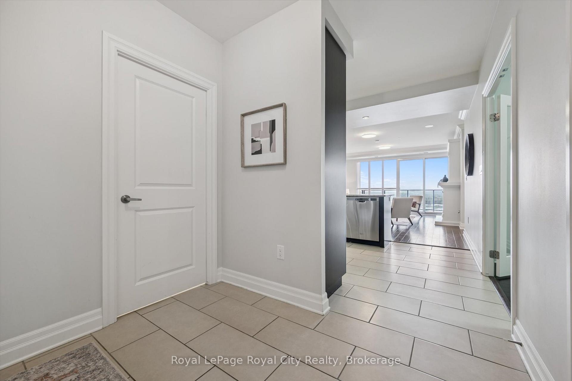 160 Macdonell Street 1108