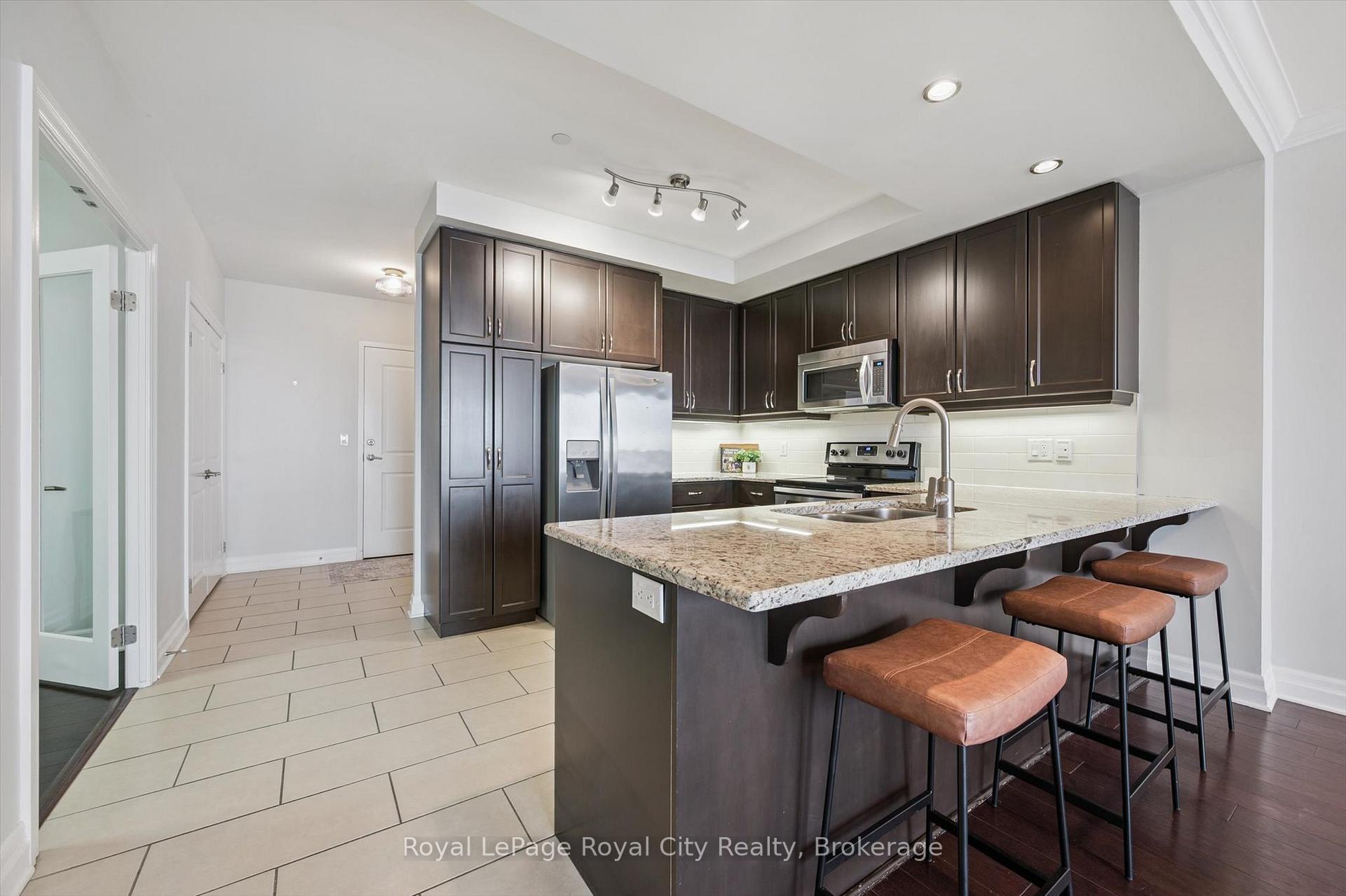 160 Macdonell Street 1108