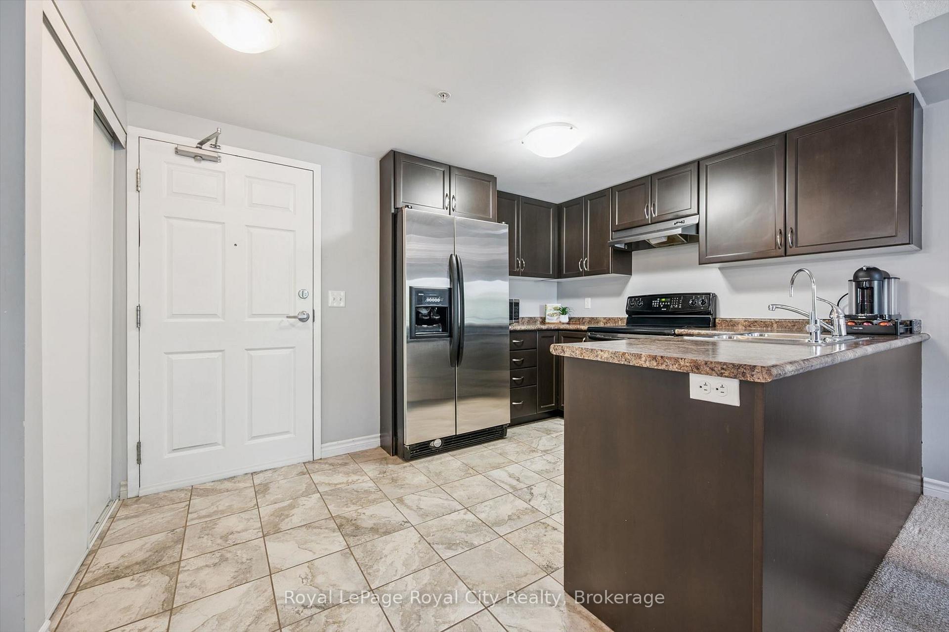 67 Kingsbury Square 111