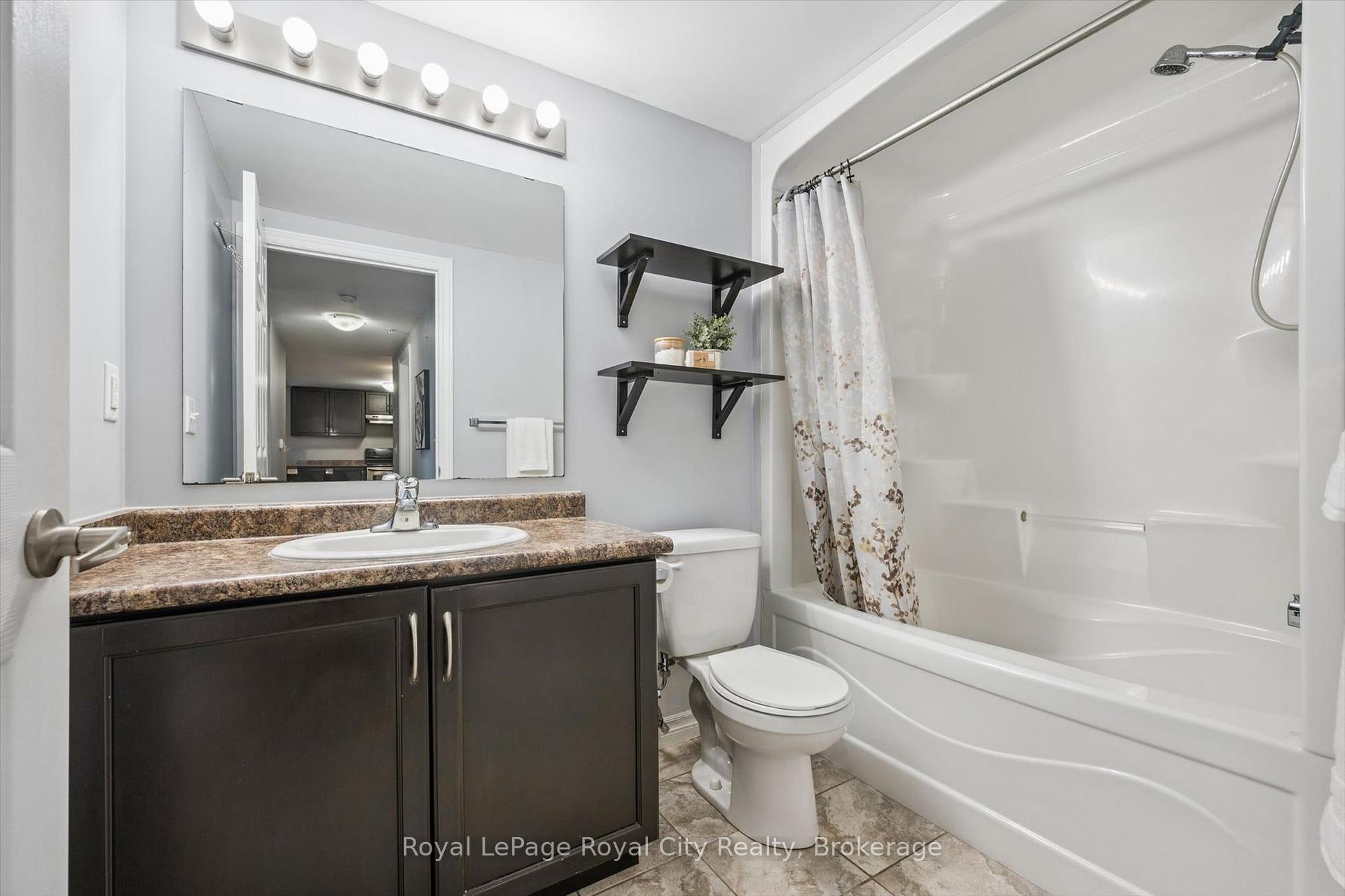 67 Kingsbury Square 111