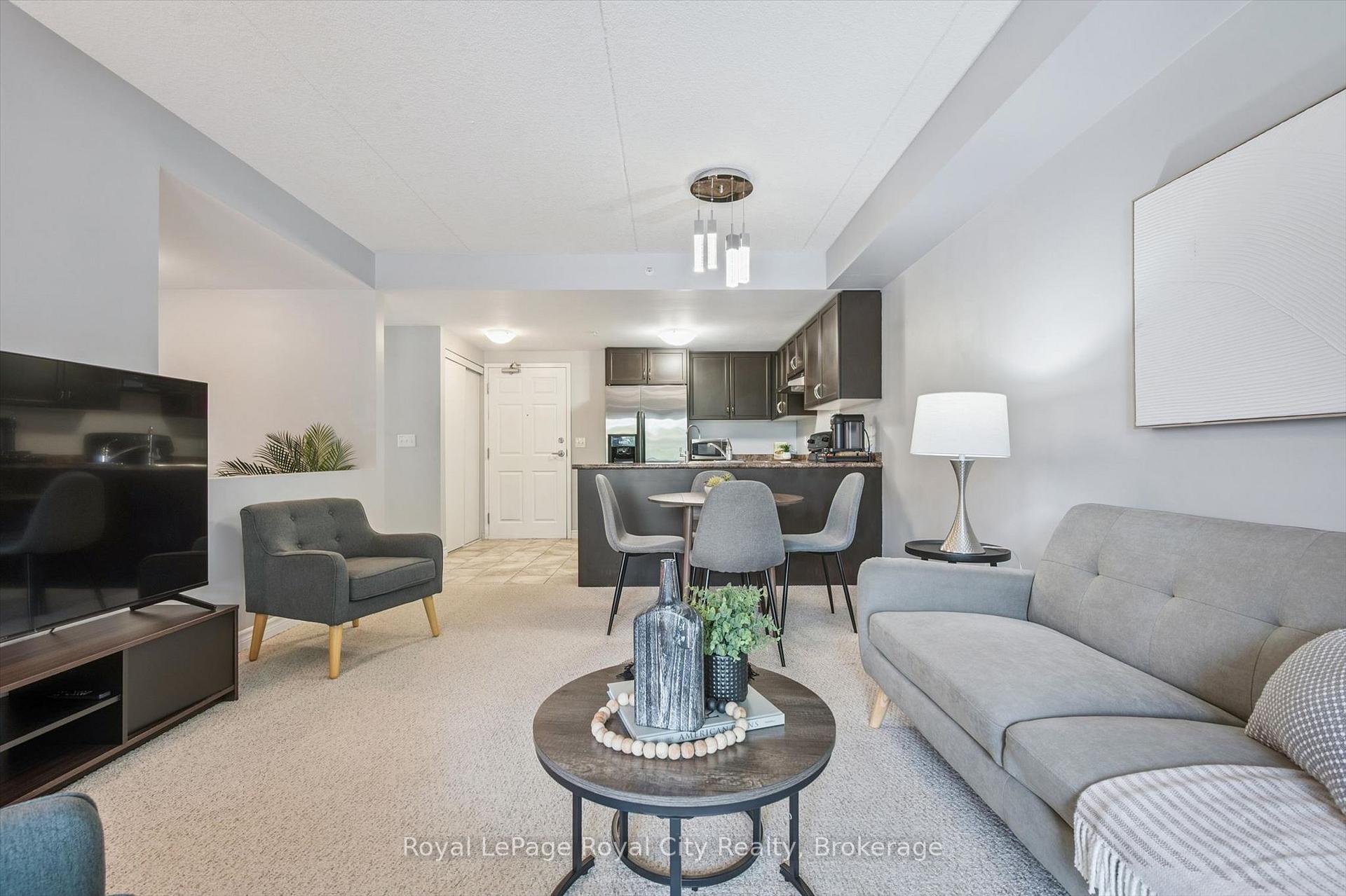 67 Kingsbury Square 111
