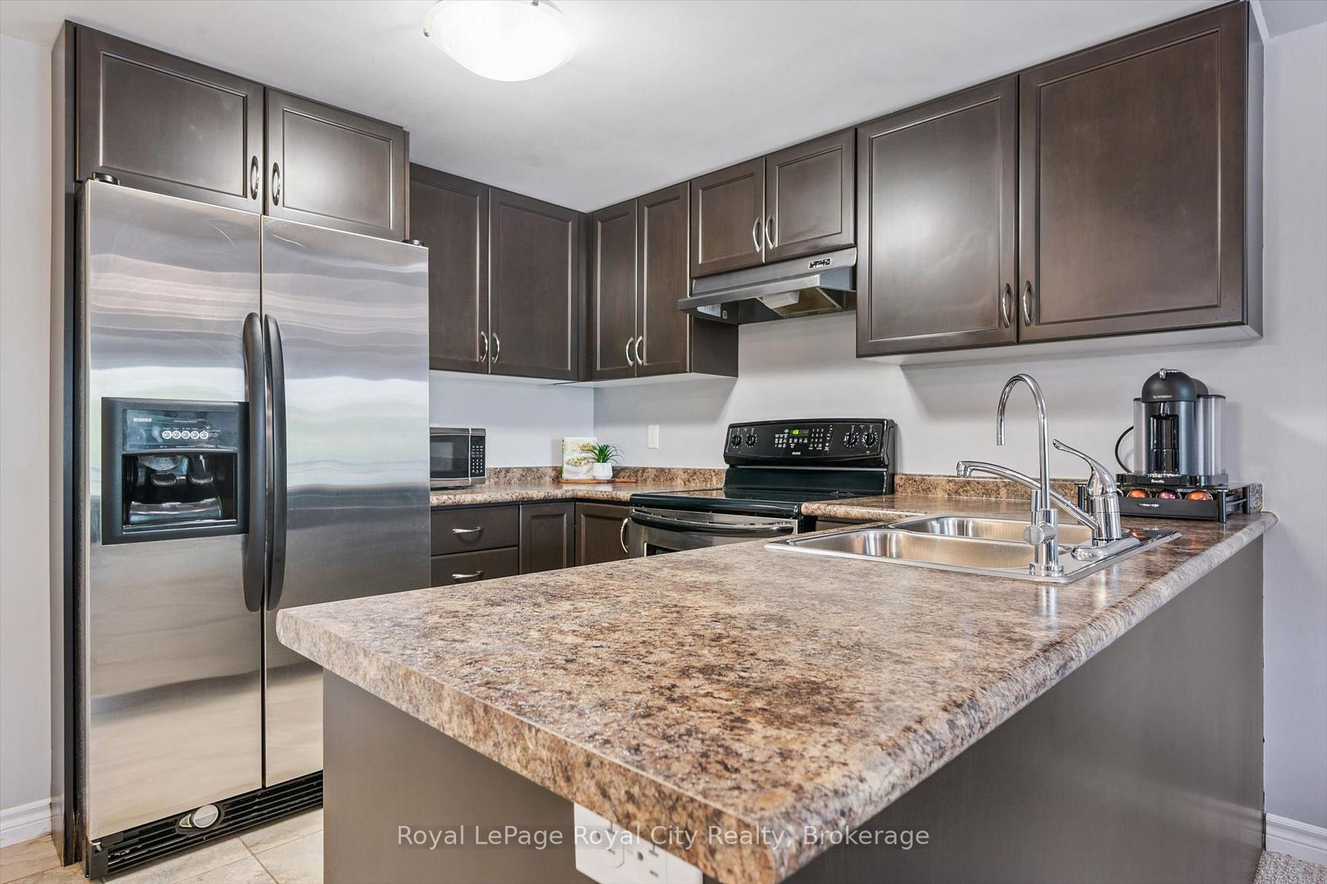 67 Kingsbury Square 111