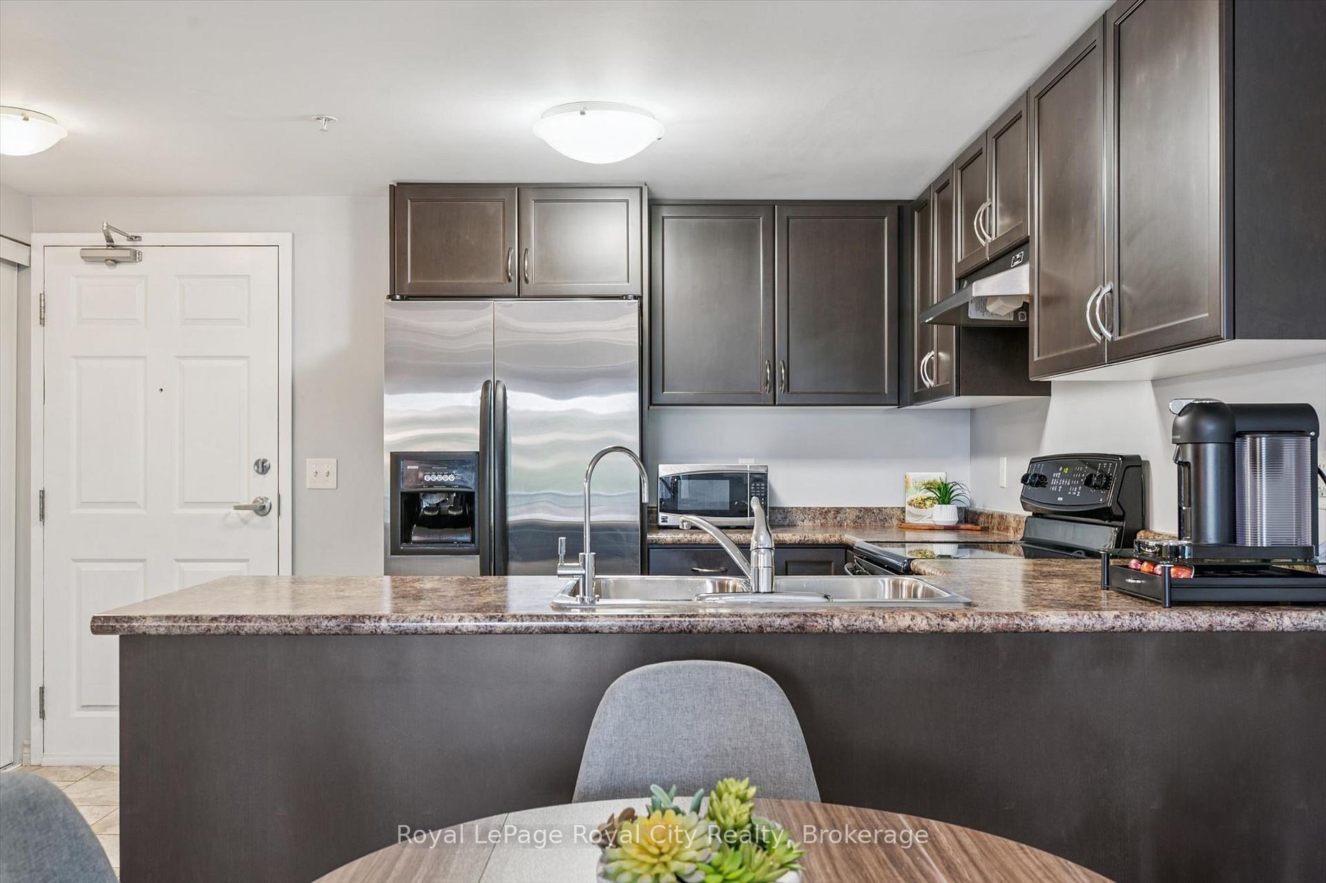 67 Kingsbury Square 111