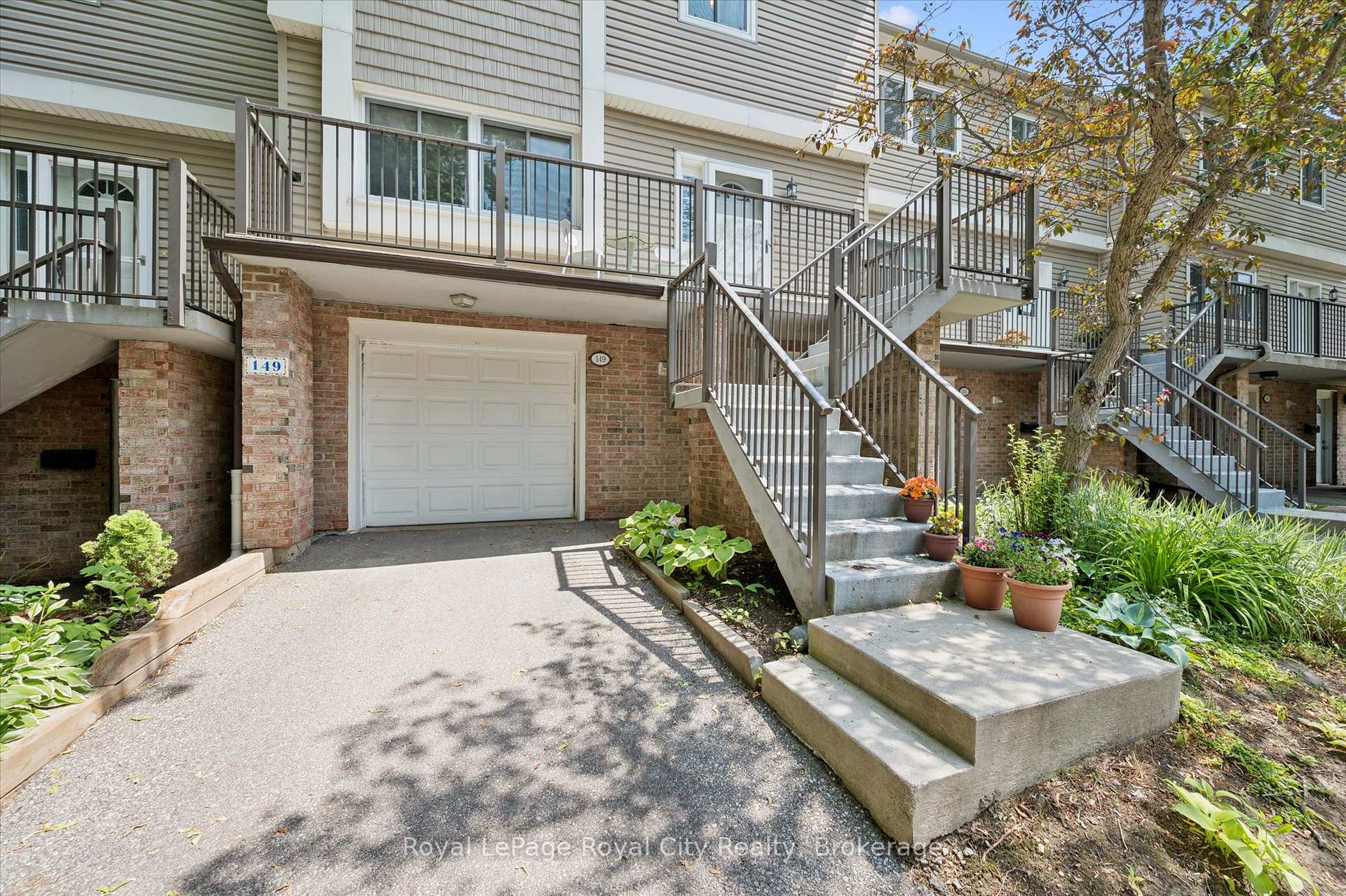 295 Water Street 149