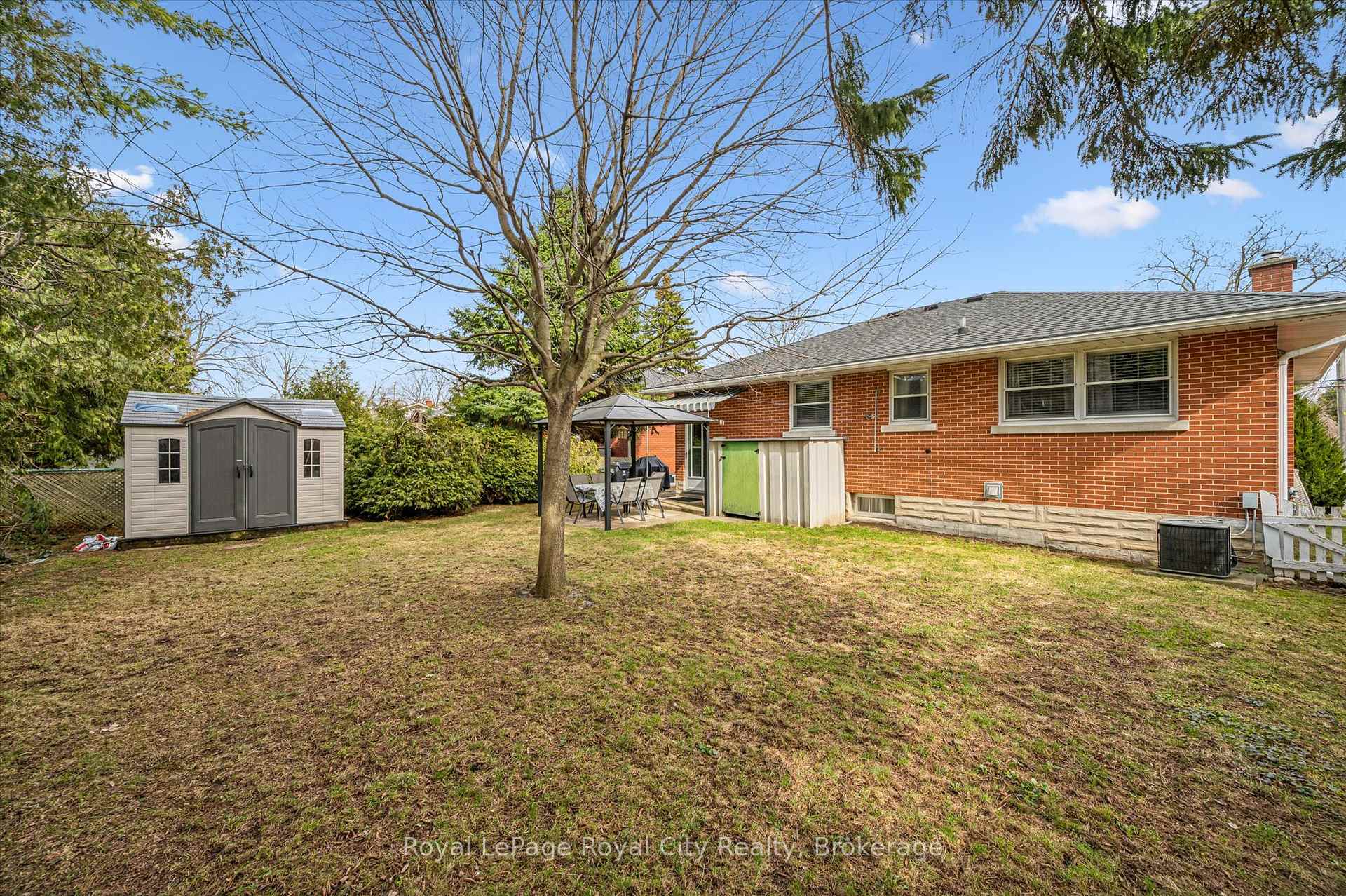 10 Paul Avenue