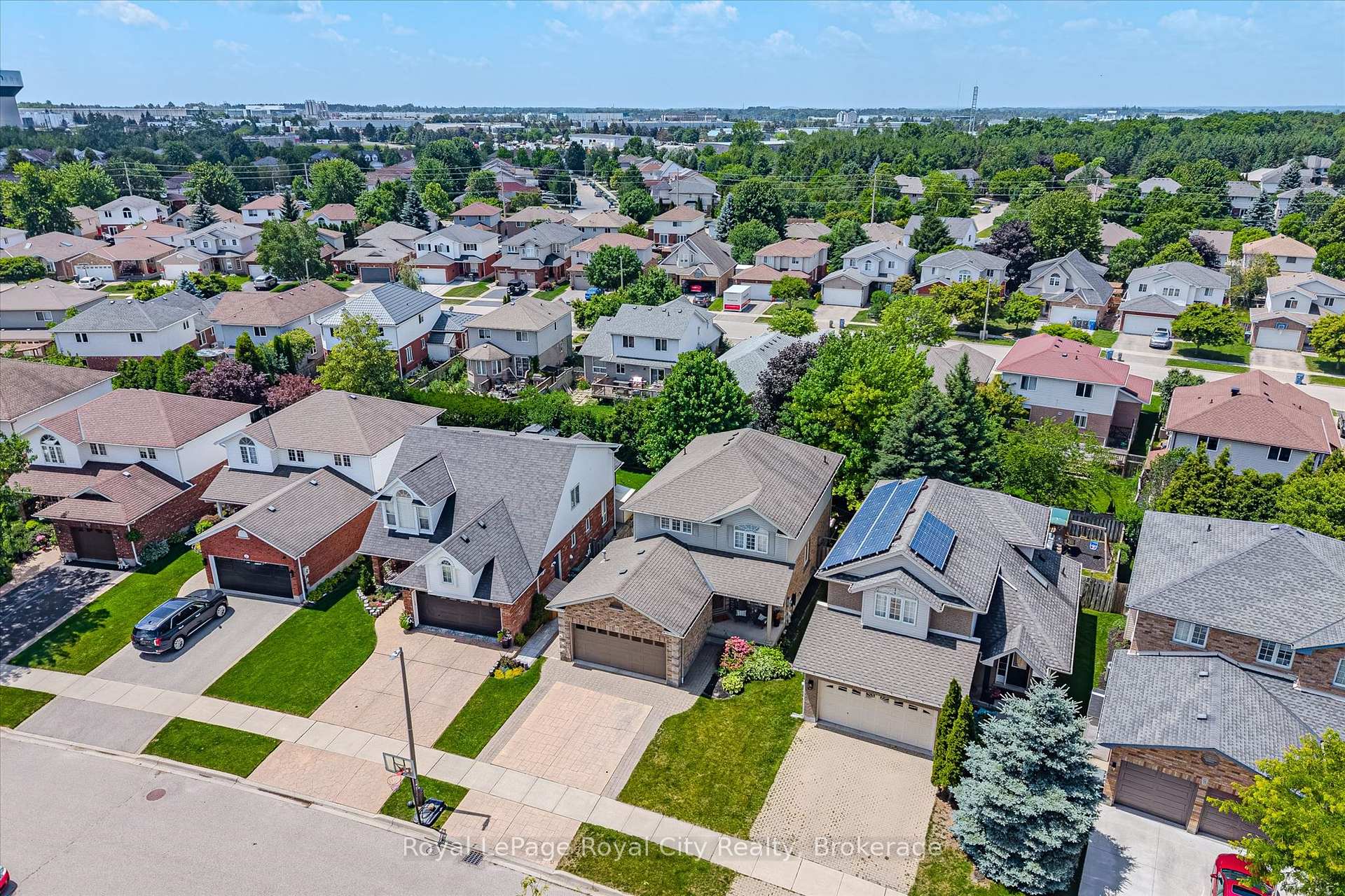 17 Carroll Crescent