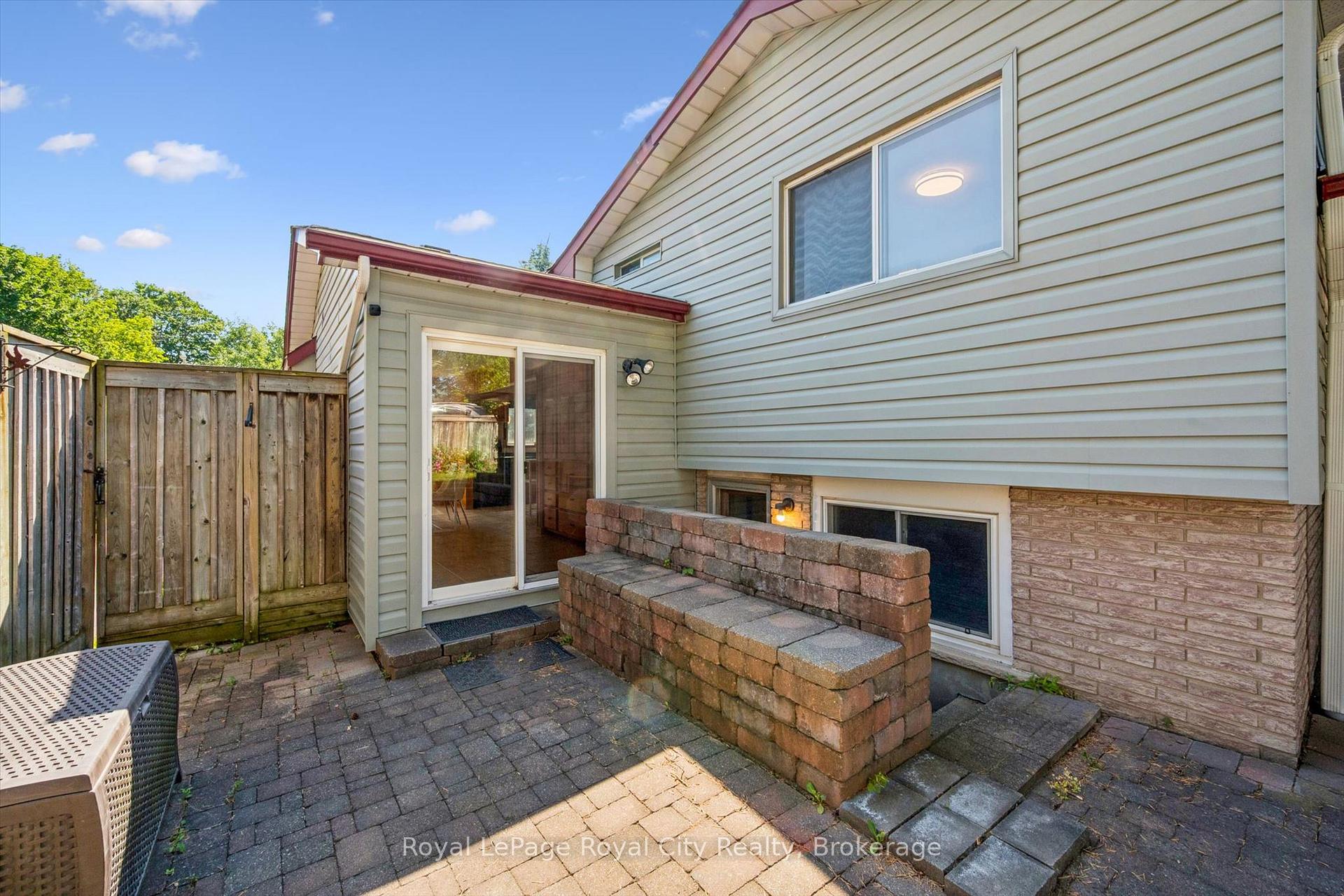 85 Sleeman Avenue