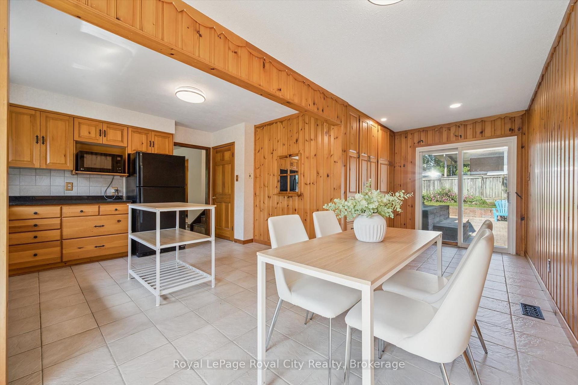 85 Sleeman Avenue