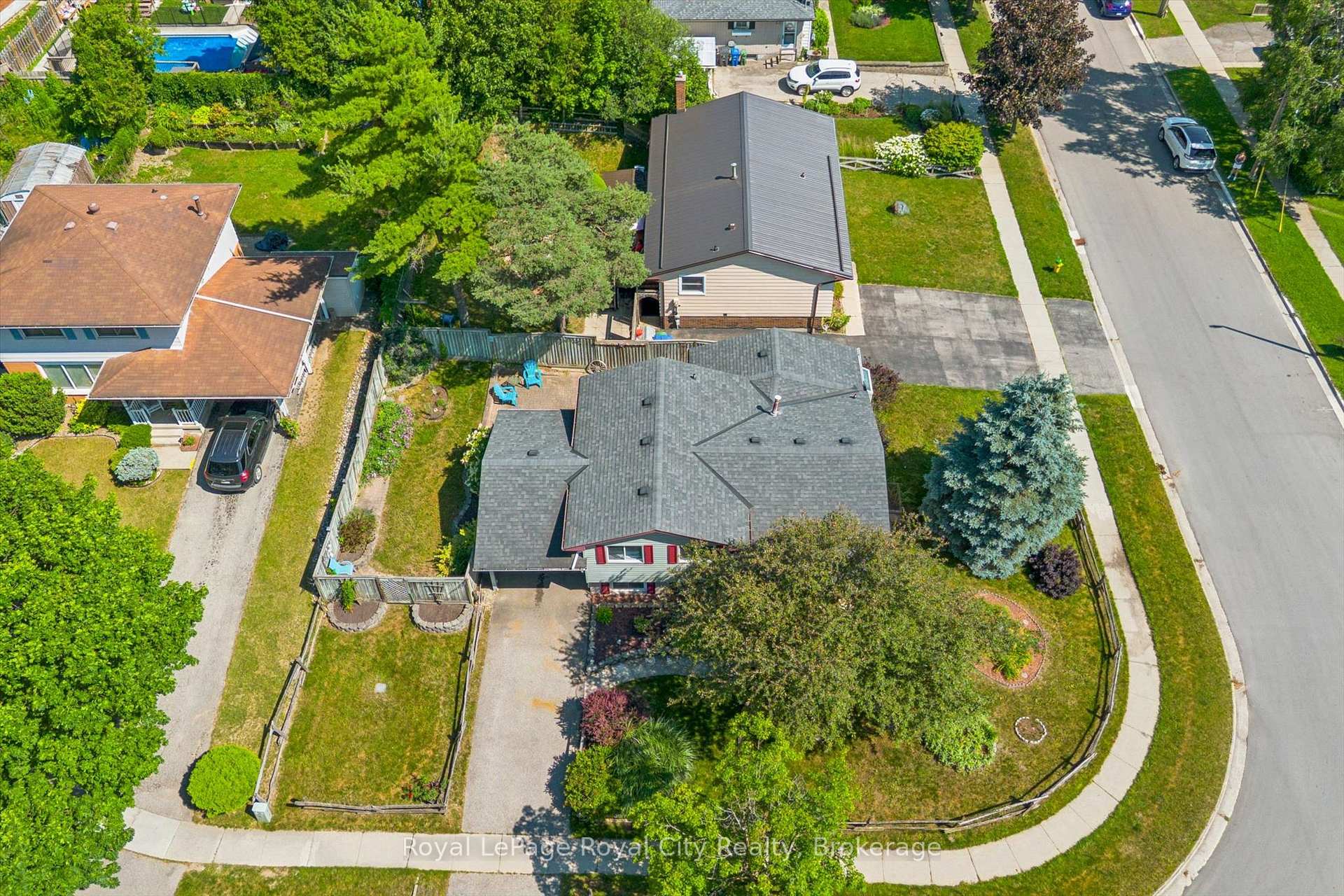 85 Sleeman Avenue