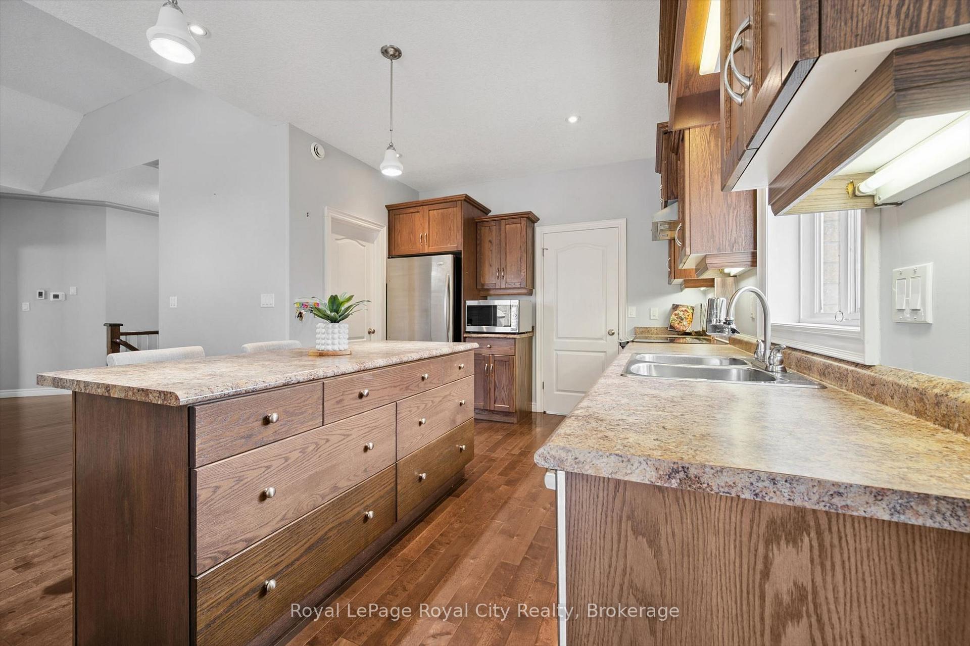 60A Eastview Road