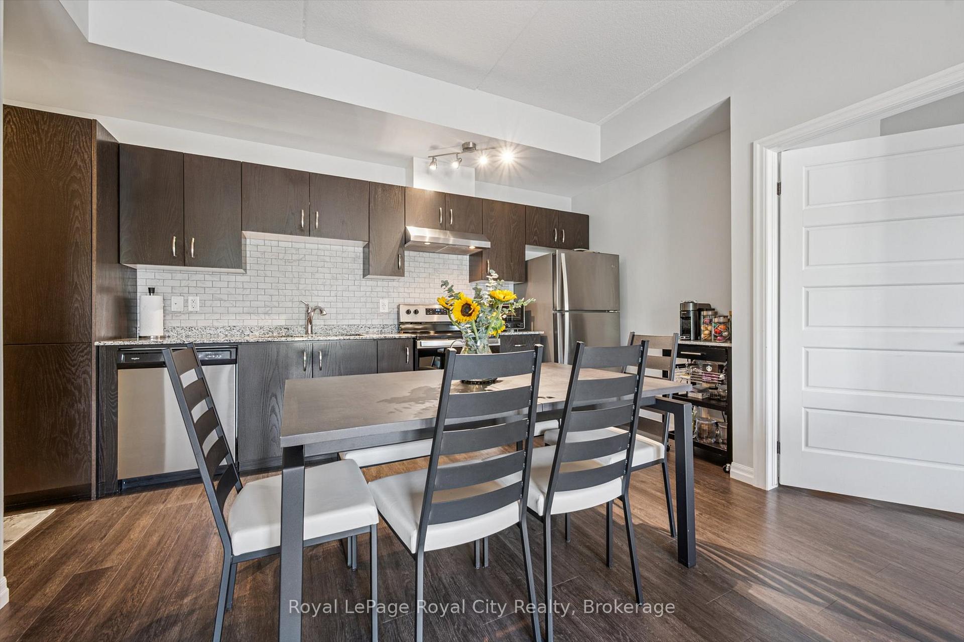 35 Kingsbury Square 121