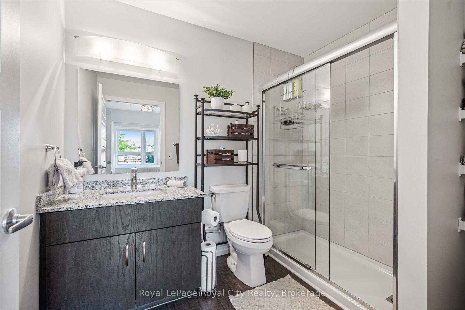 35 Kingsbury Square 121
