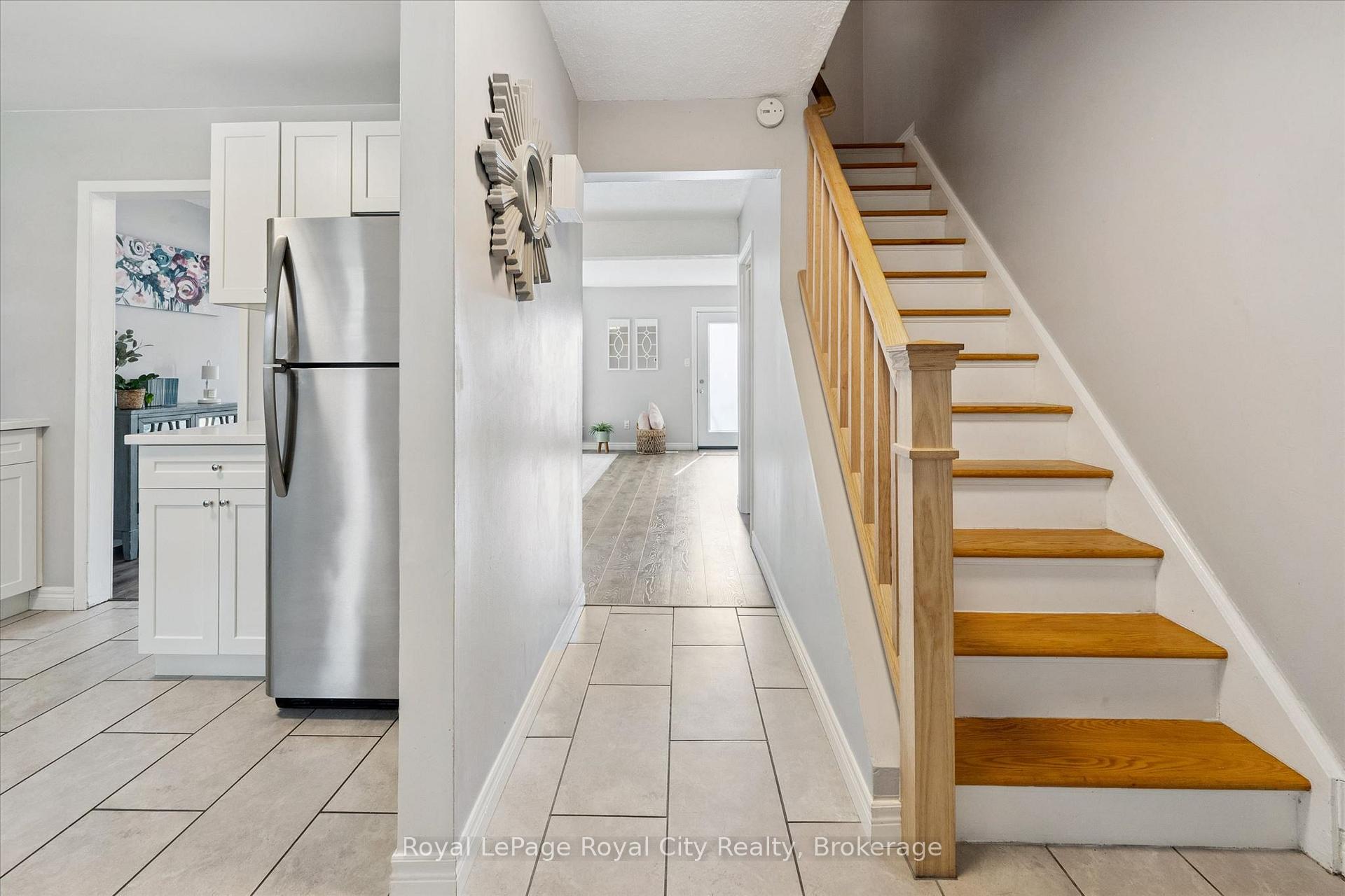 41 Rhonda Road 23