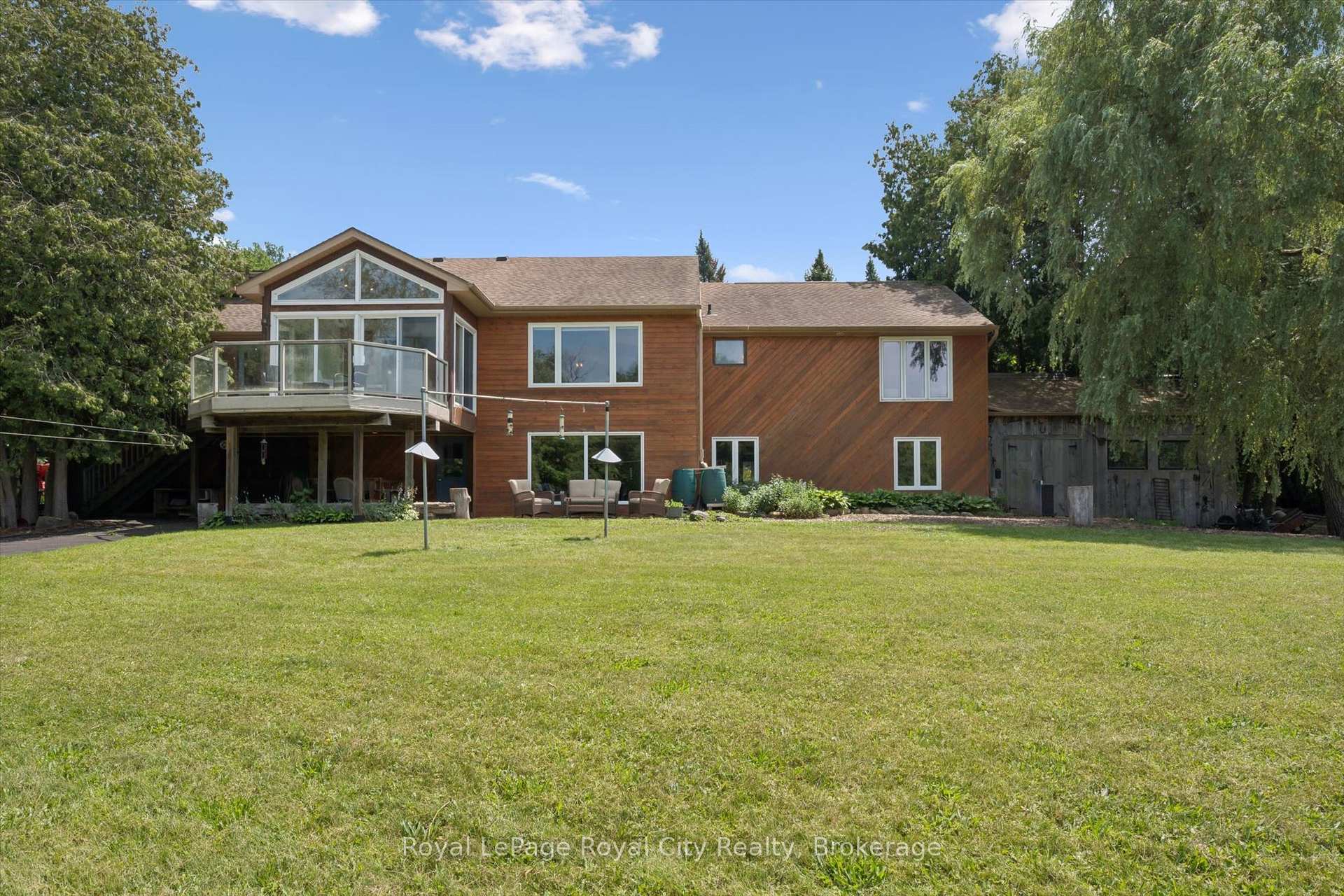 8060 Wellington 18 Road