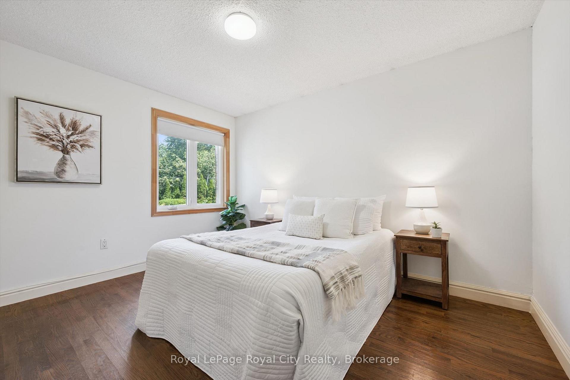 8060 Wellington 18 Road