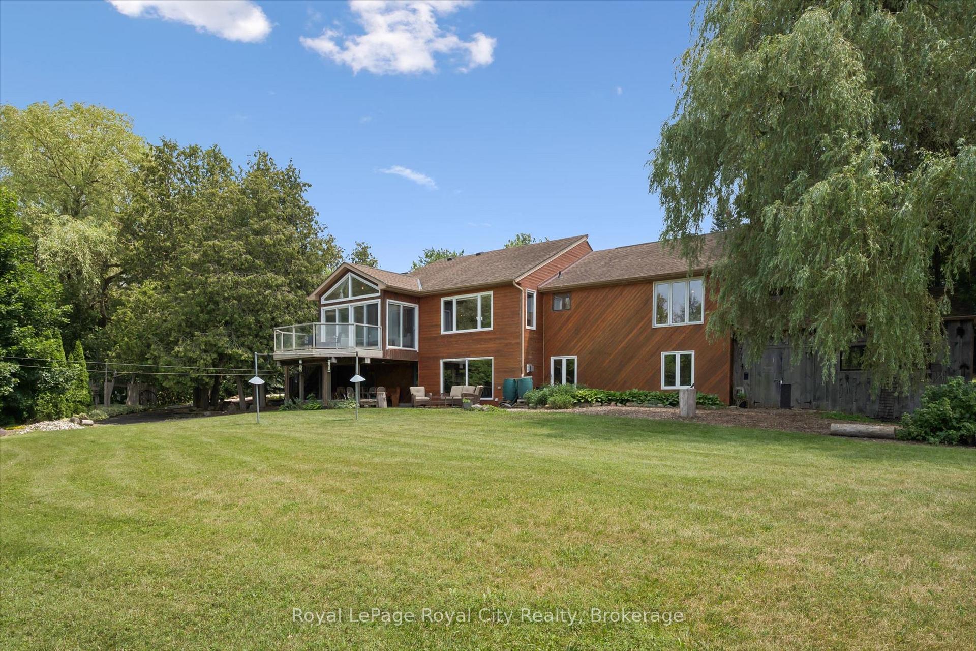 8060 Wellington 18 Road
