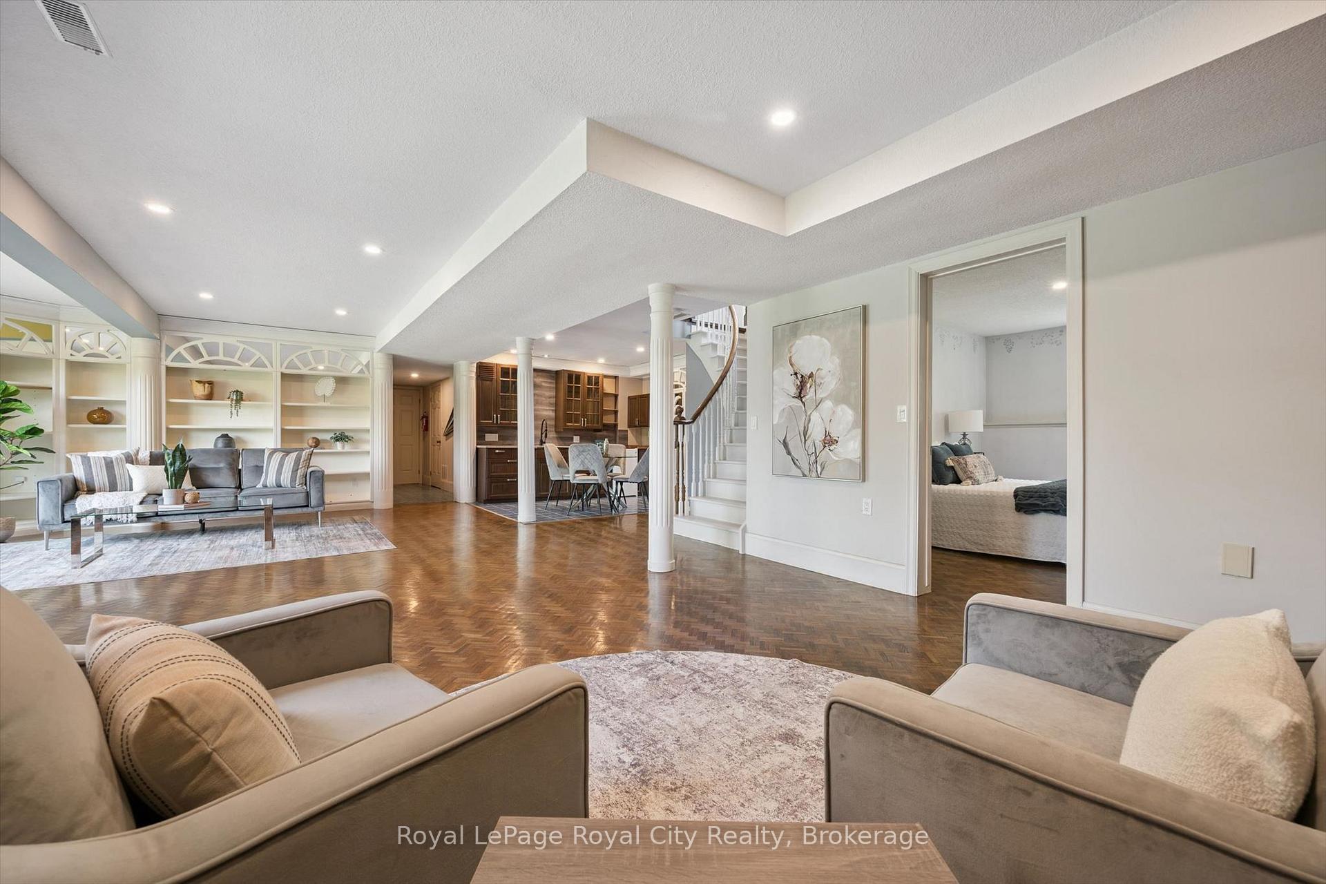 8060 Wellington 18 Road