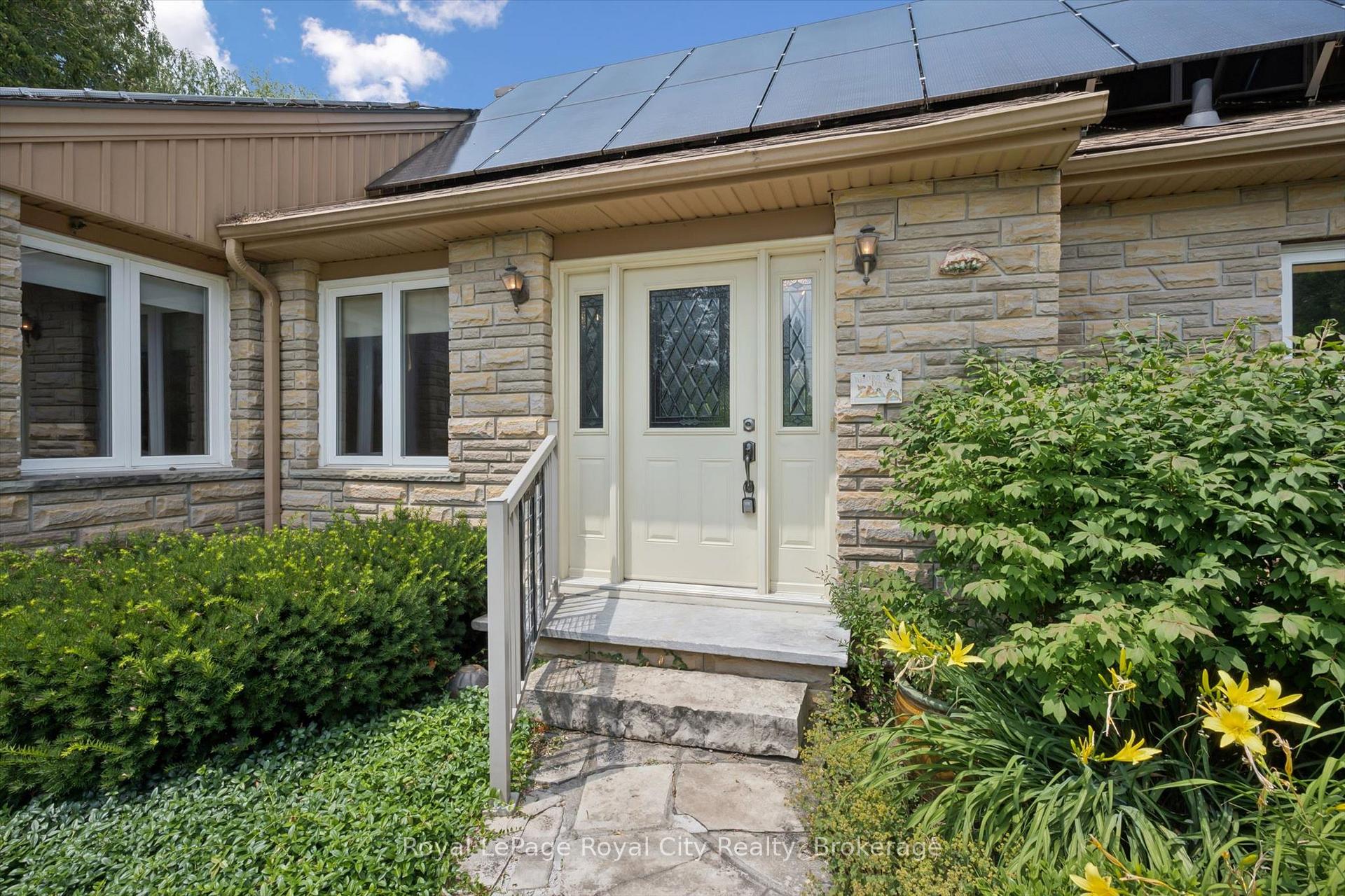 8060 Wellington 18 Road