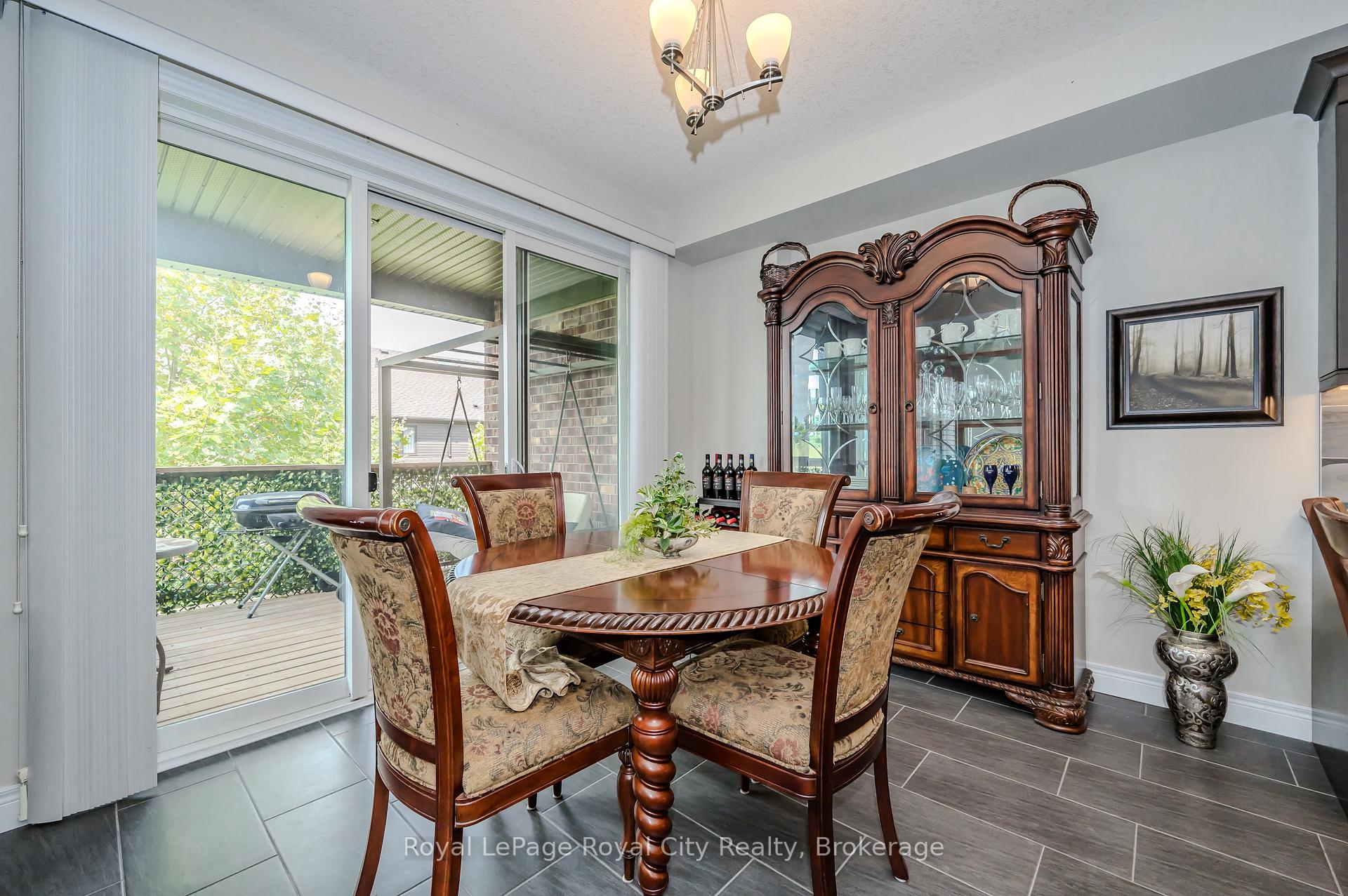 254 Gosling Gardens 26