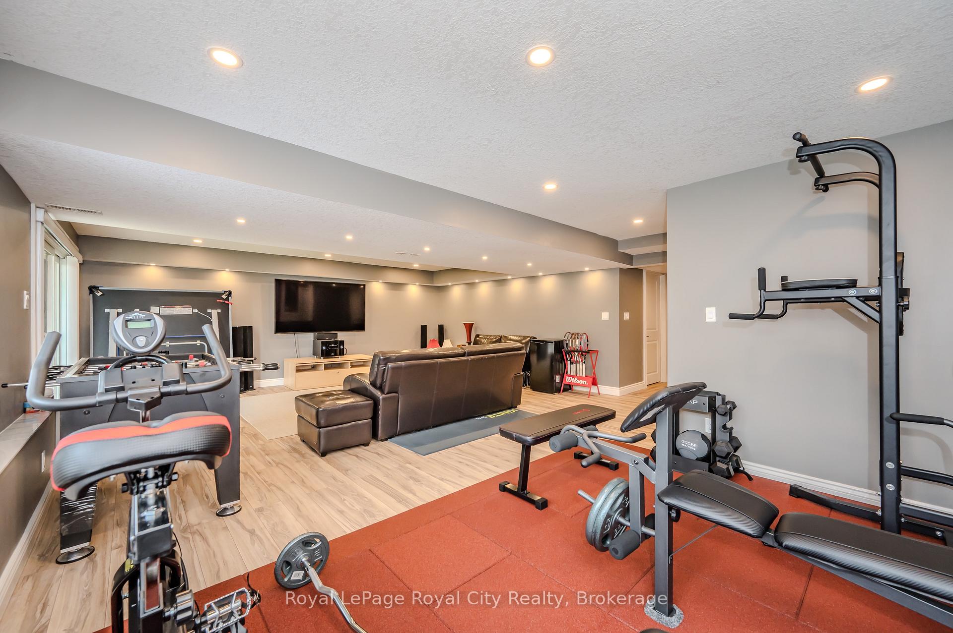 254 Gosling Gardens 26