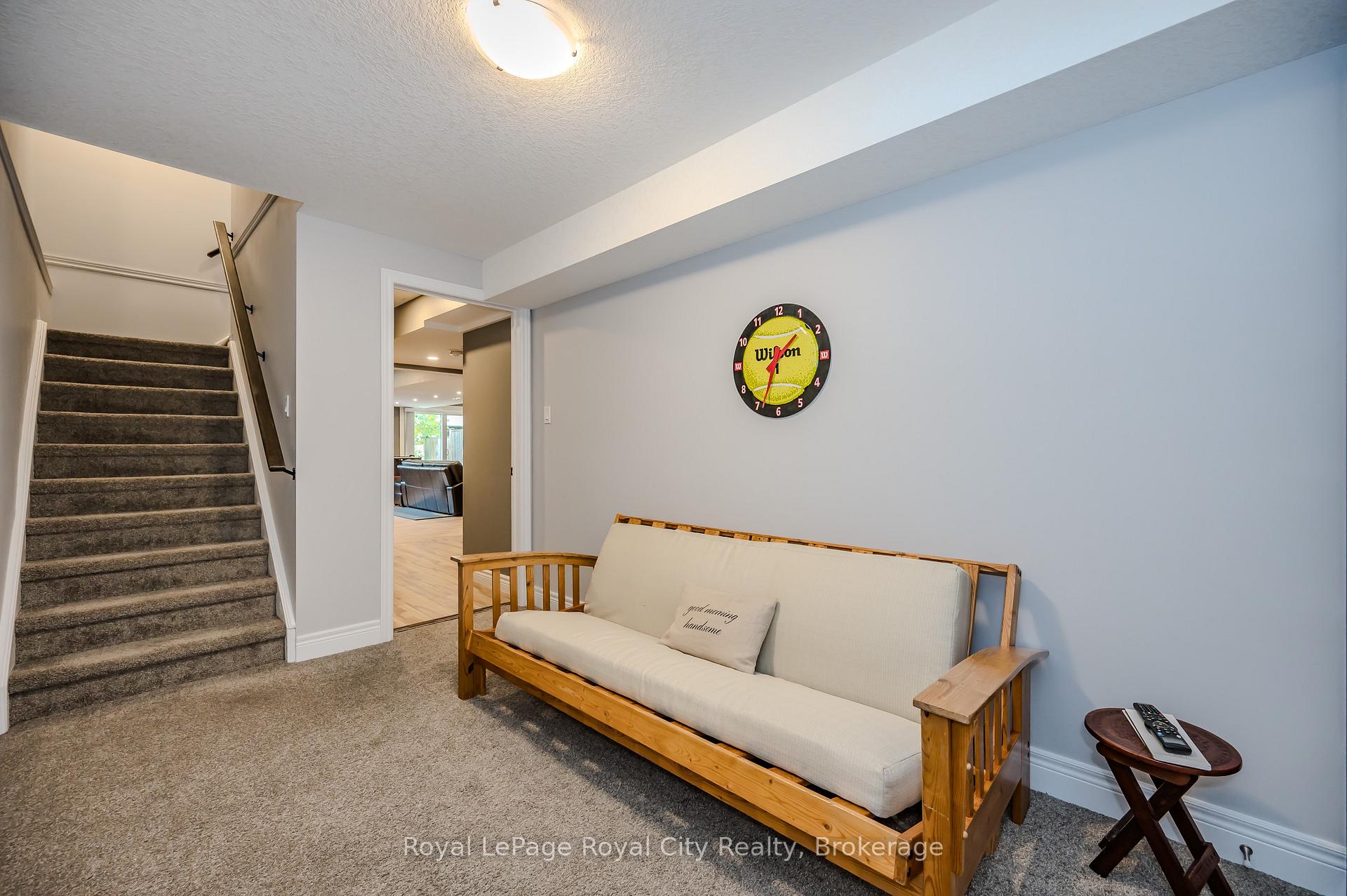 254 Gosling Gardens 26