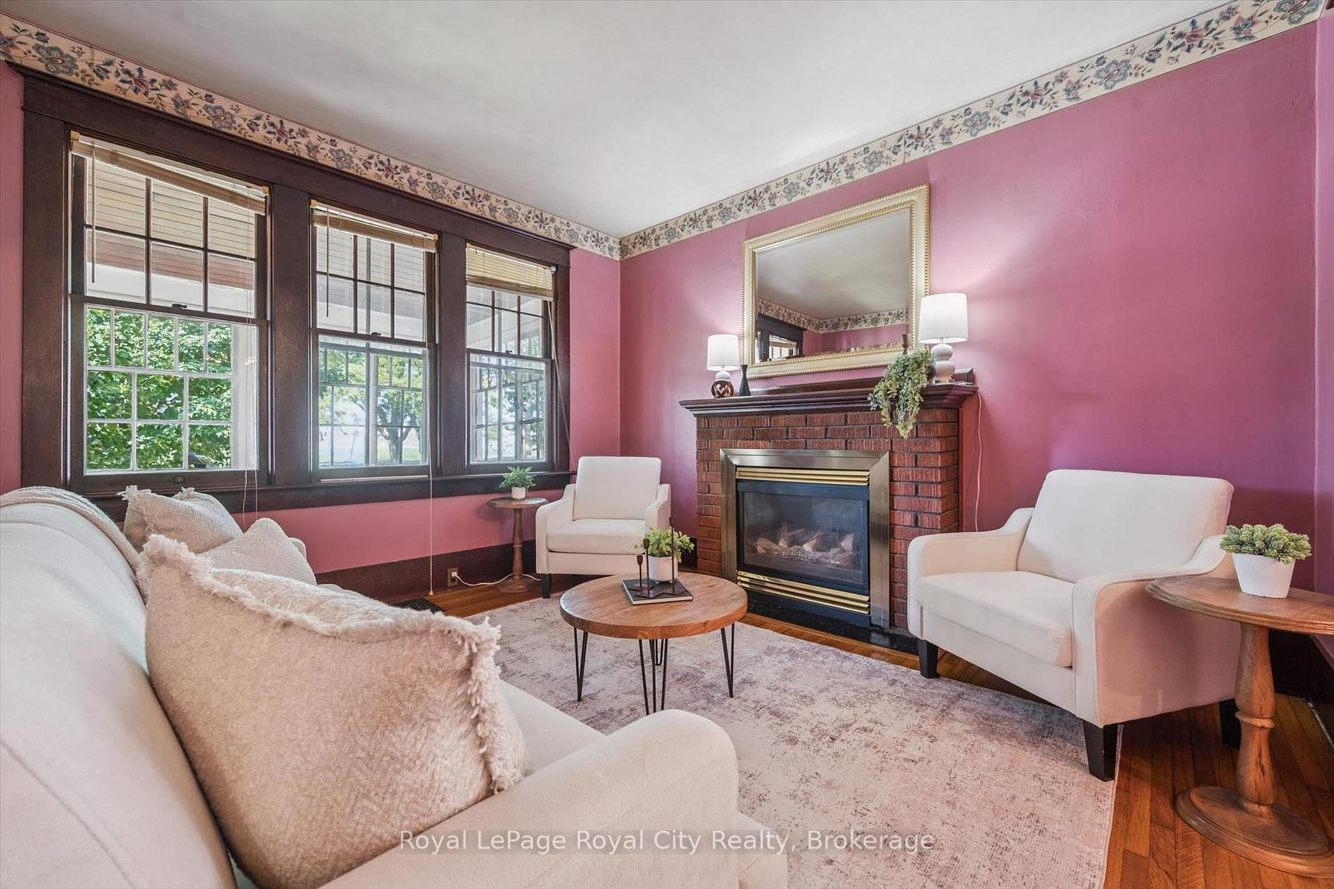 22 Boult Avenue