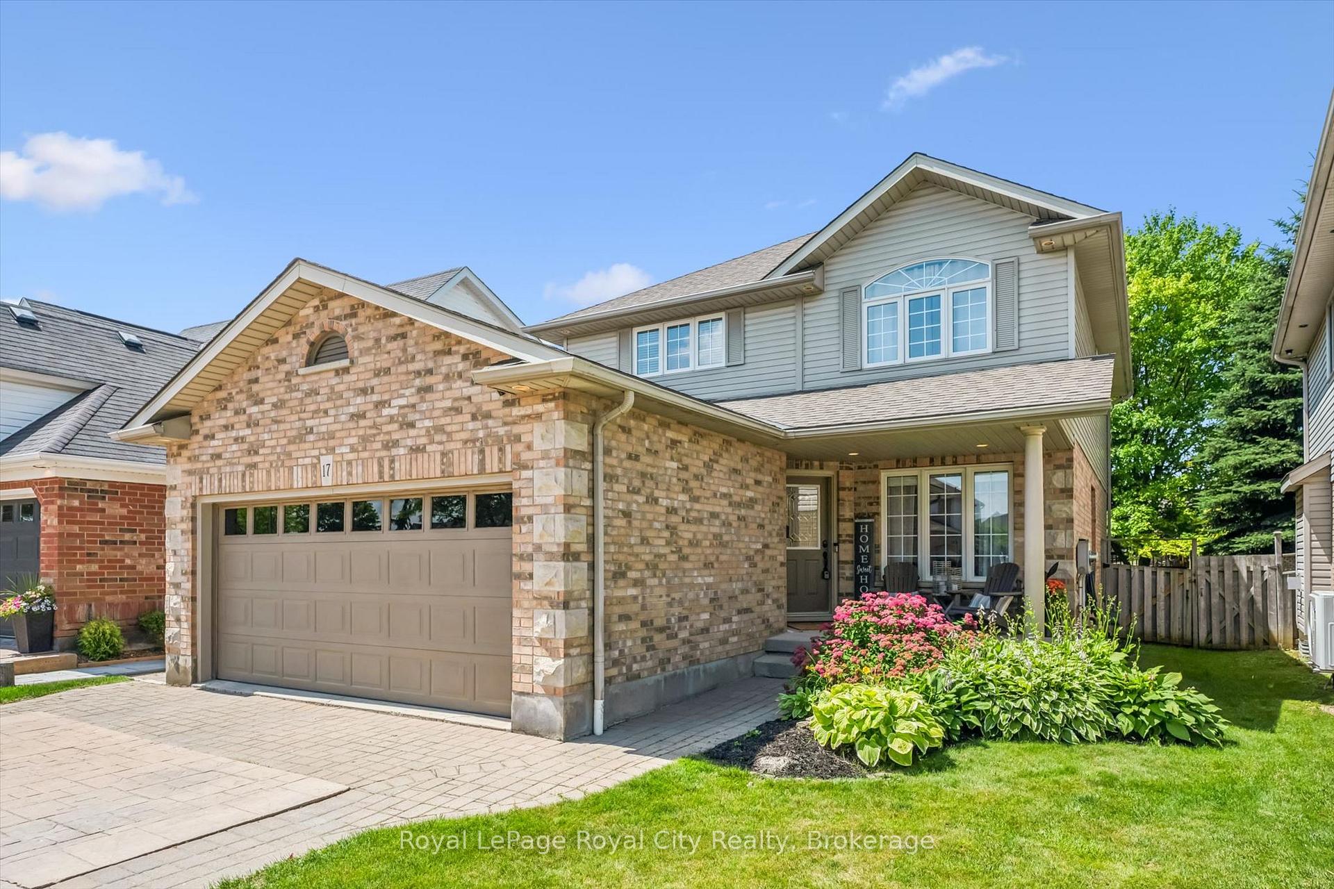 17 Carroll Crescent