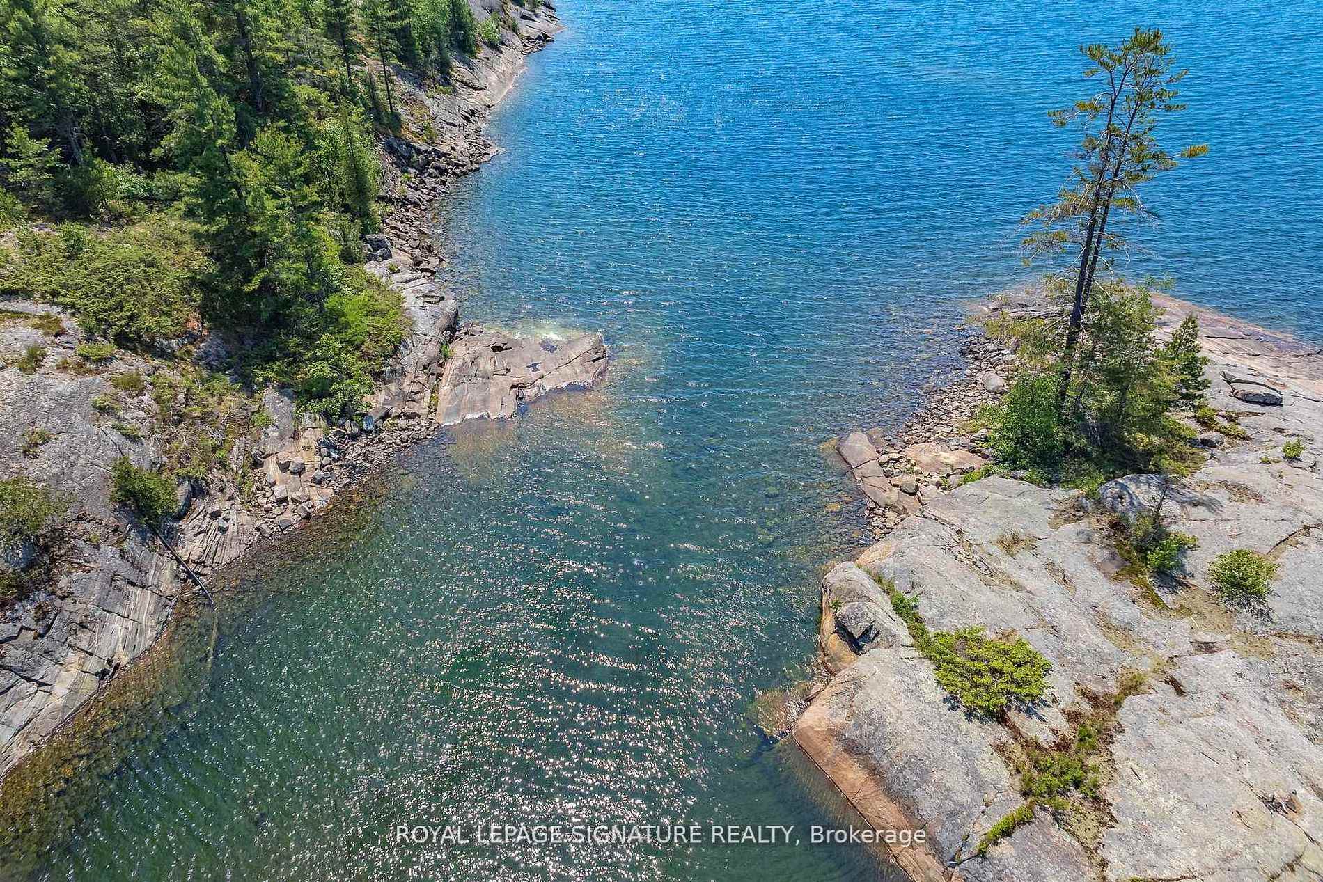 B350 Echo Island