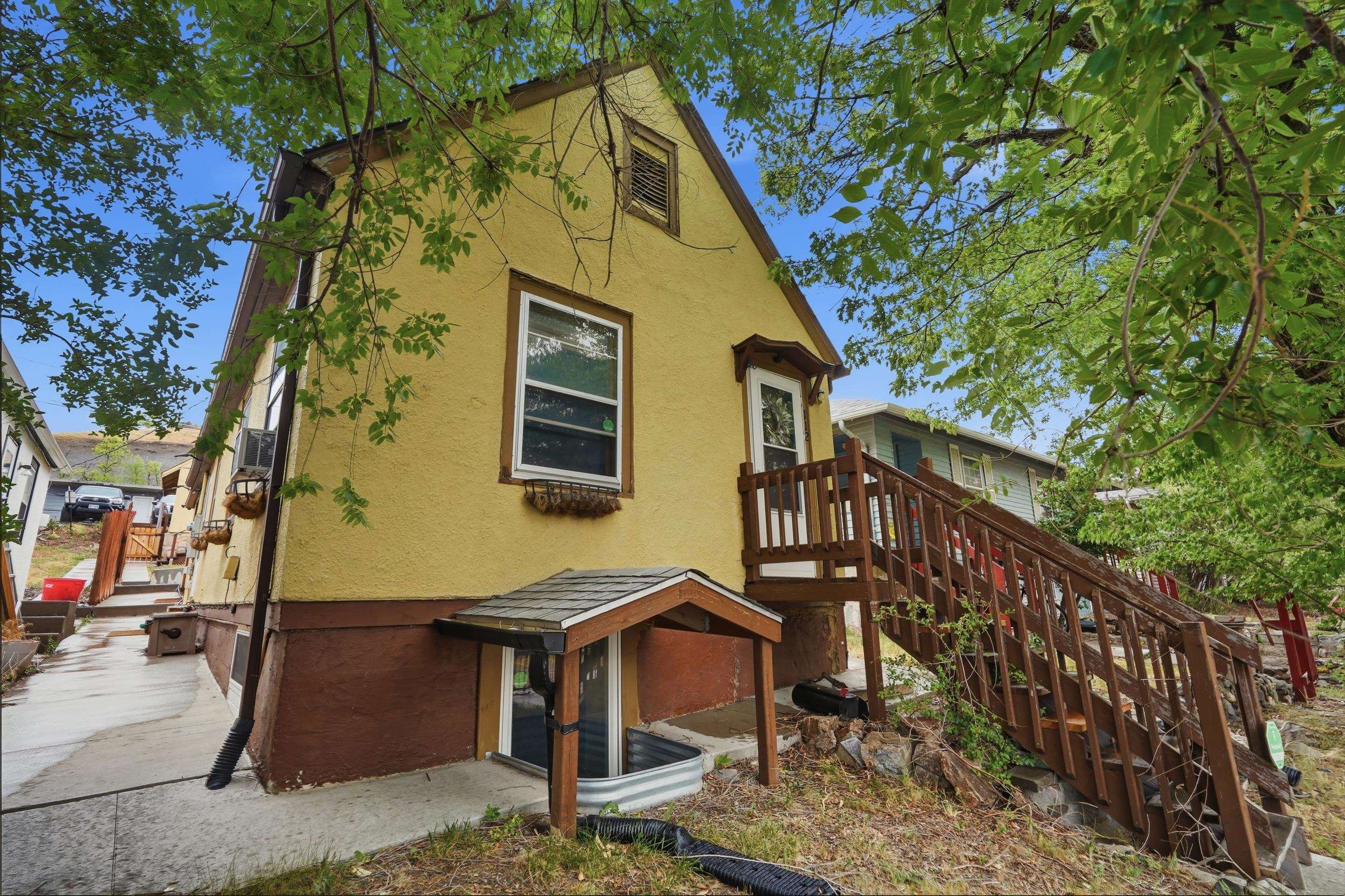 1120 Mt. Rushmore Road