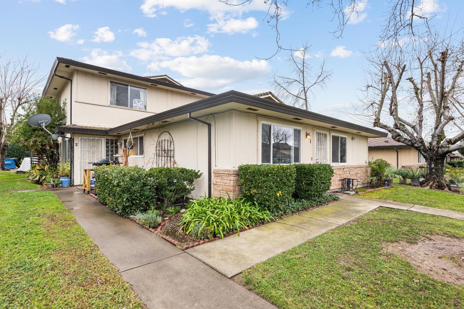 4424 Greenholme Drive Unit: 1