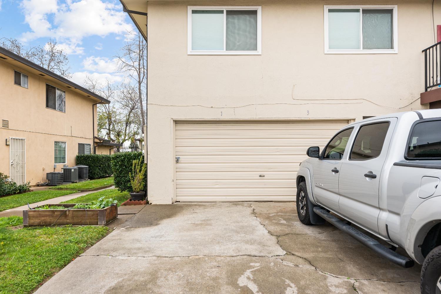 4424 Greenholme Drive Unit: 1